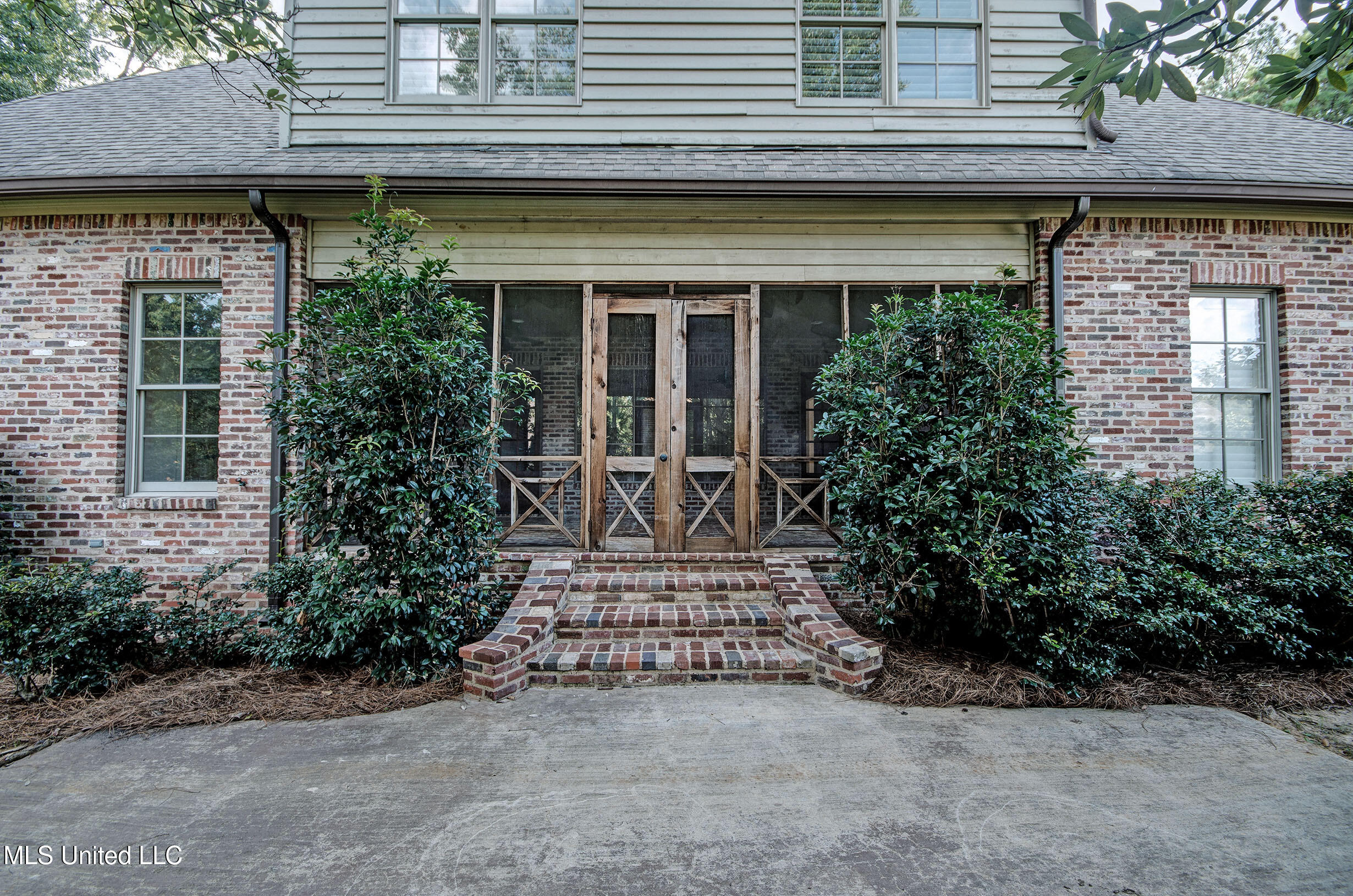 222 Honours Drive Property Photo 49