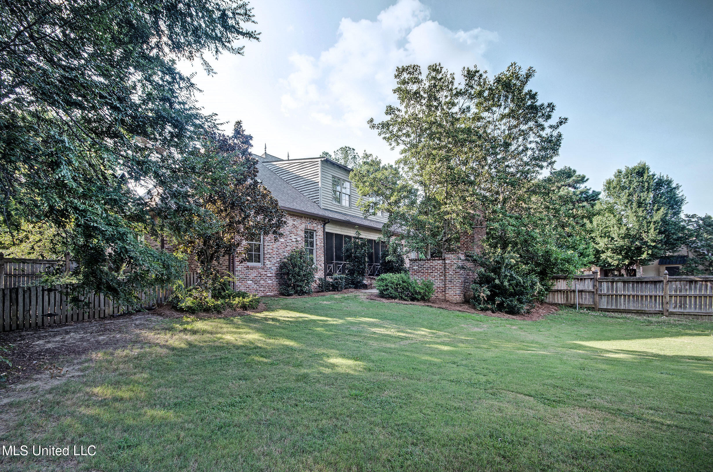 222 Honours Drive Property Photo 53