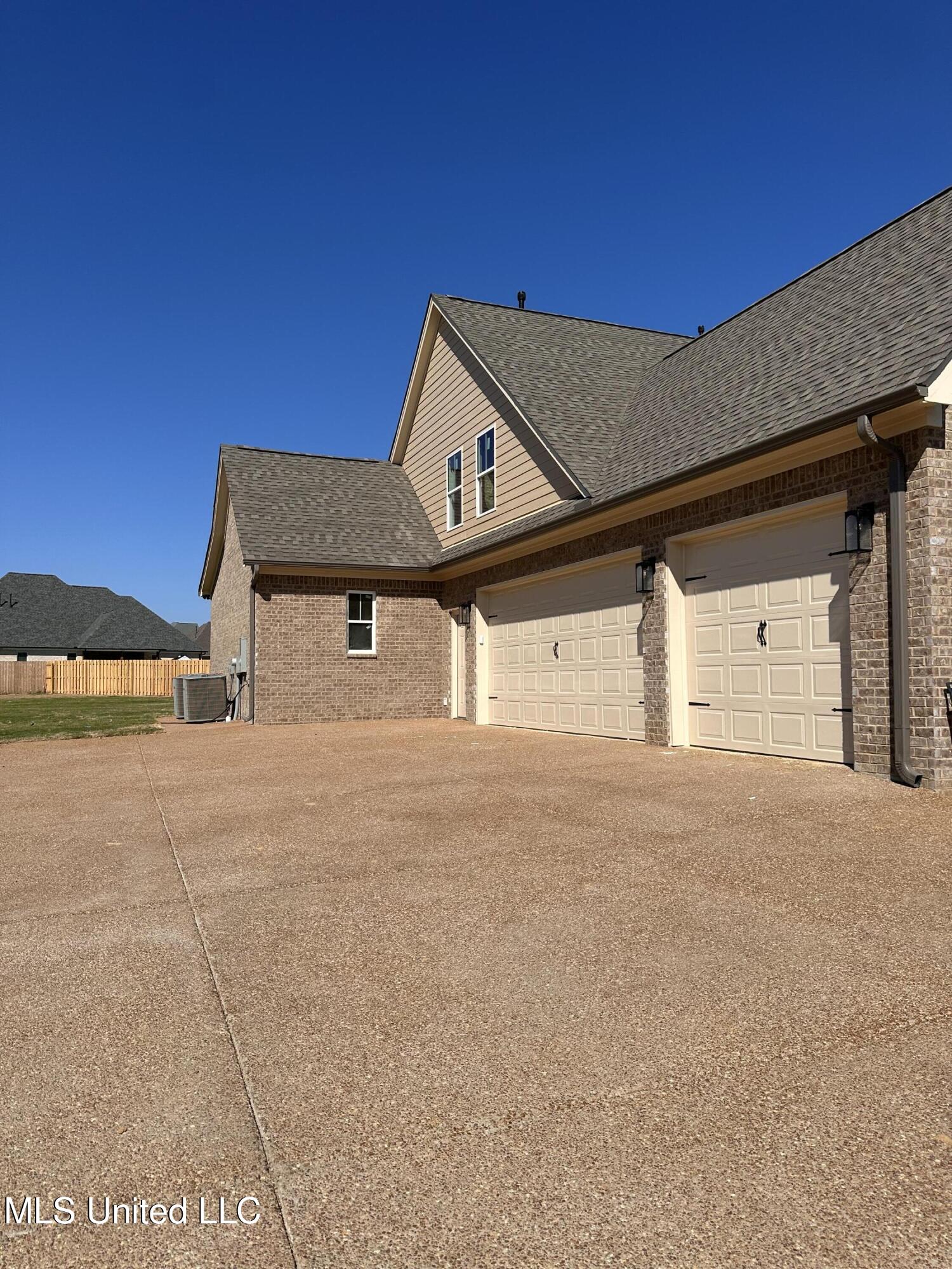 1817 Caribe Drive Property Photo 2