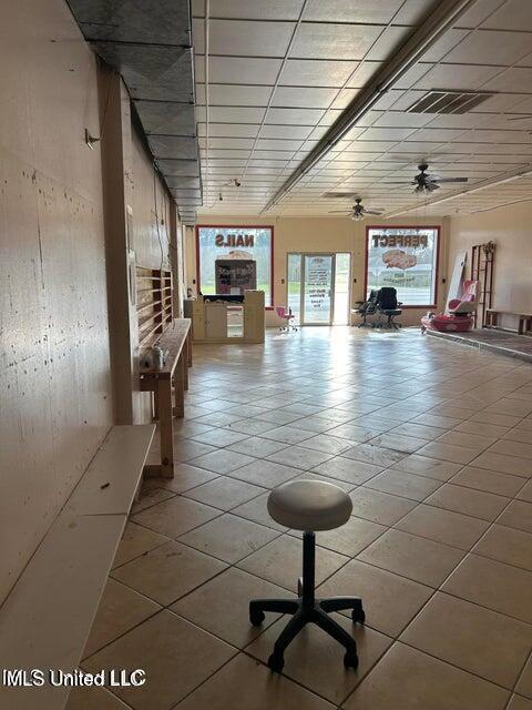 609 Carter Street Property Photo 5