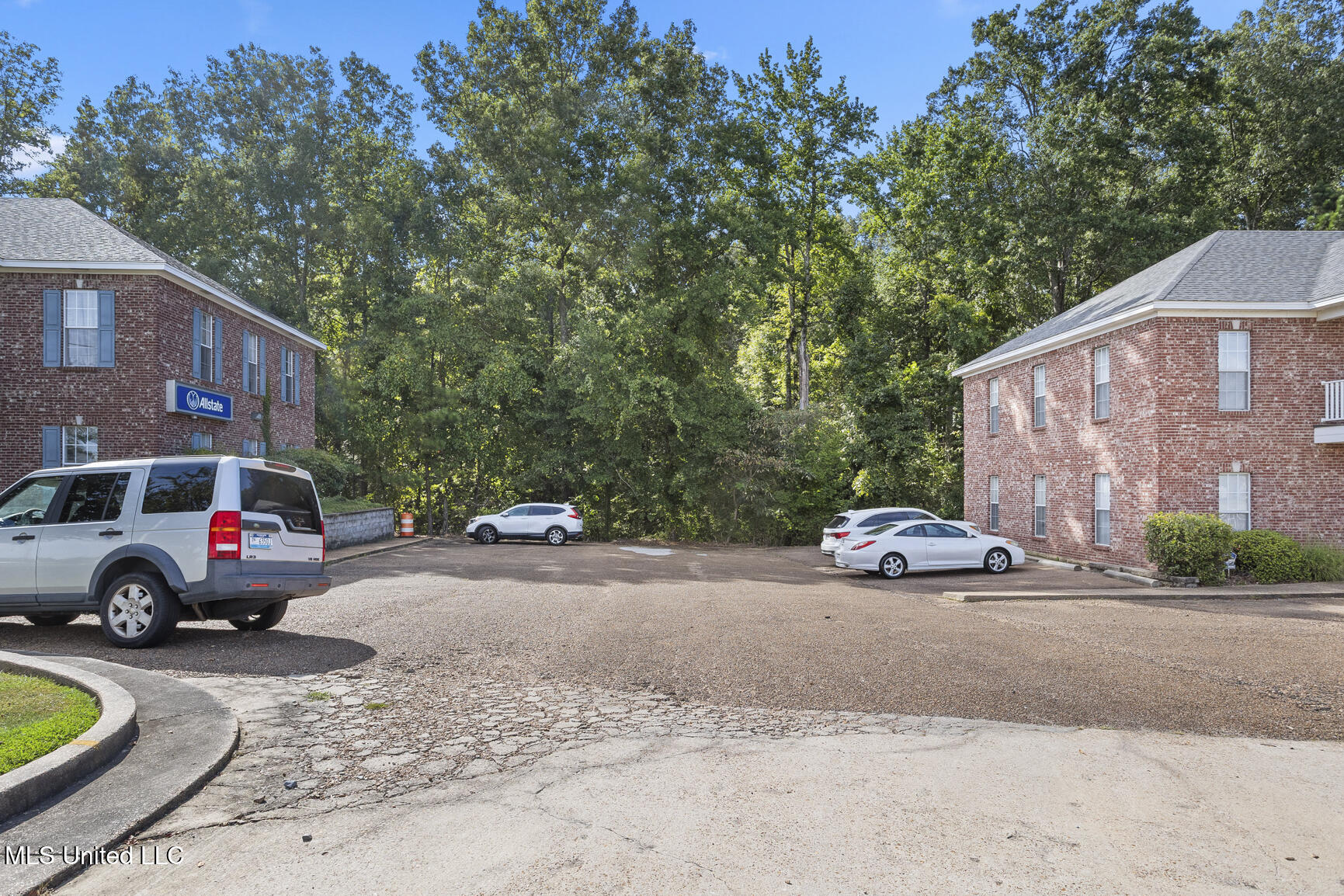 118 Byram Parkway Property Photo 4