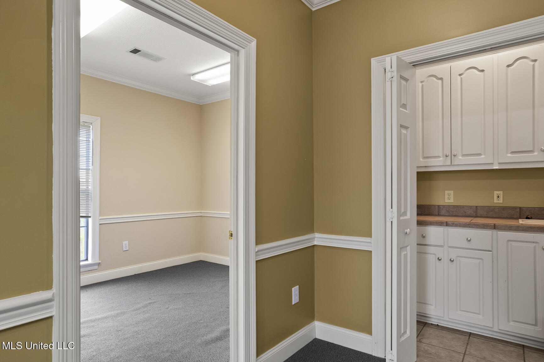 118 Byram Parkway Property Photo 9