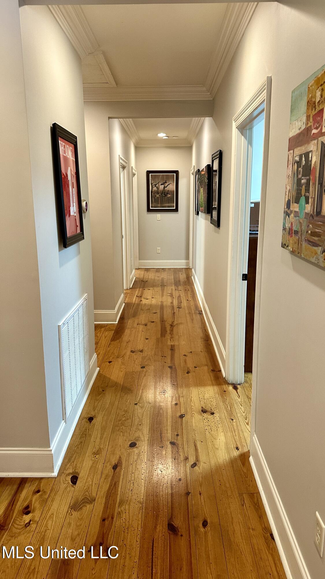 216 W Jackson Street Property Photo 15