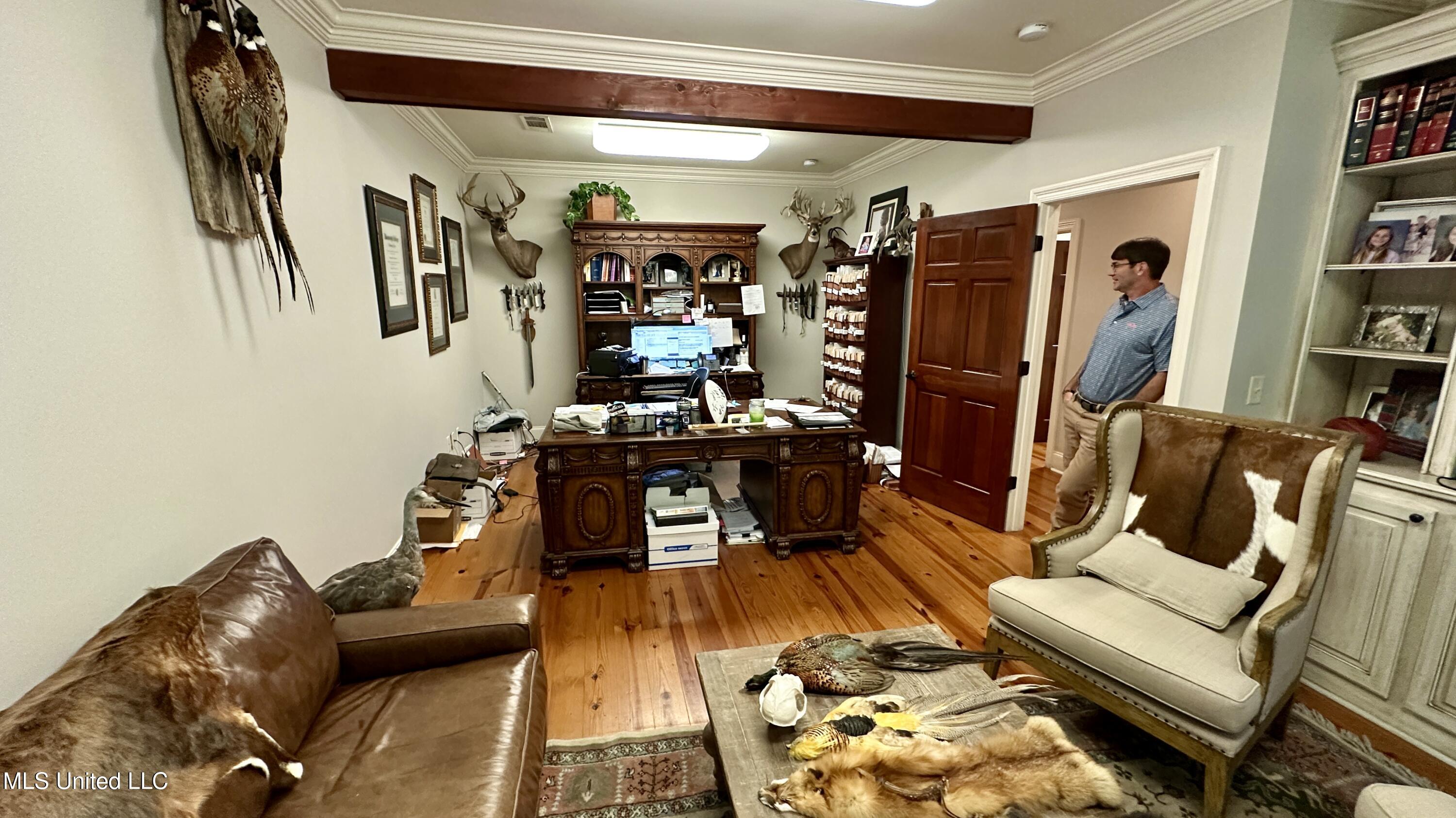 216 W Jackson Street Property Photo 19