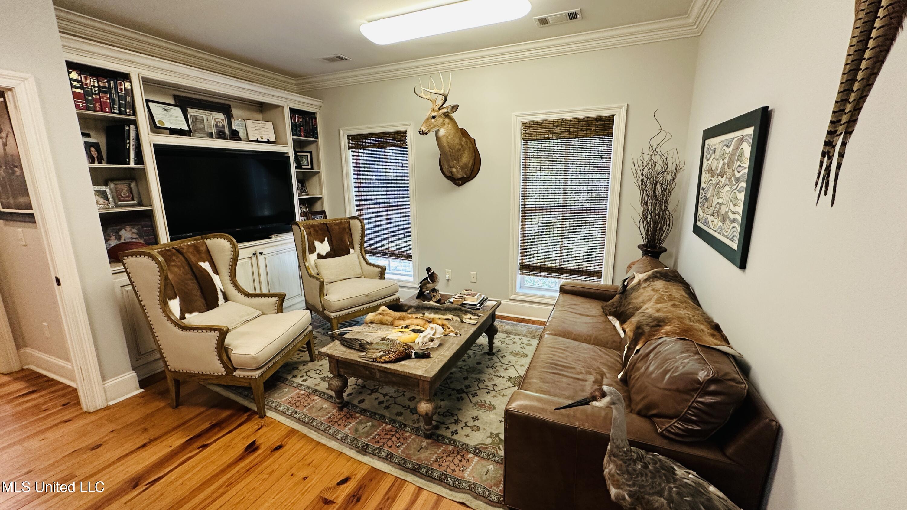 216 W Jackson Street Property Photo 20