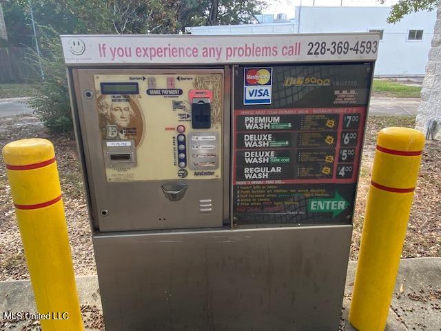 1728 Ingalls Avenue Property Photo 3