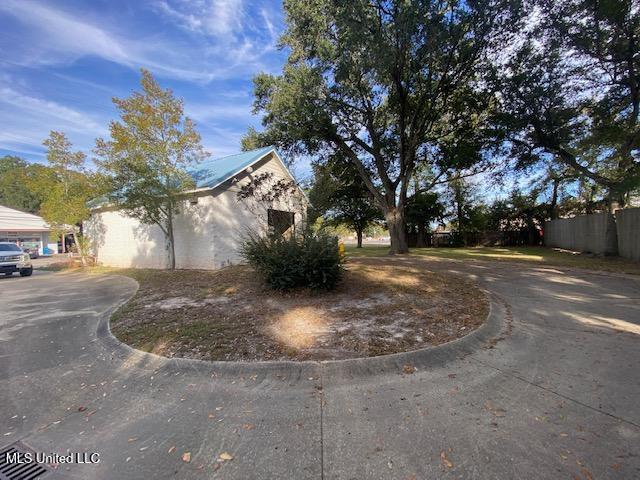 1728 Ingalls Avenue Property Photo 5