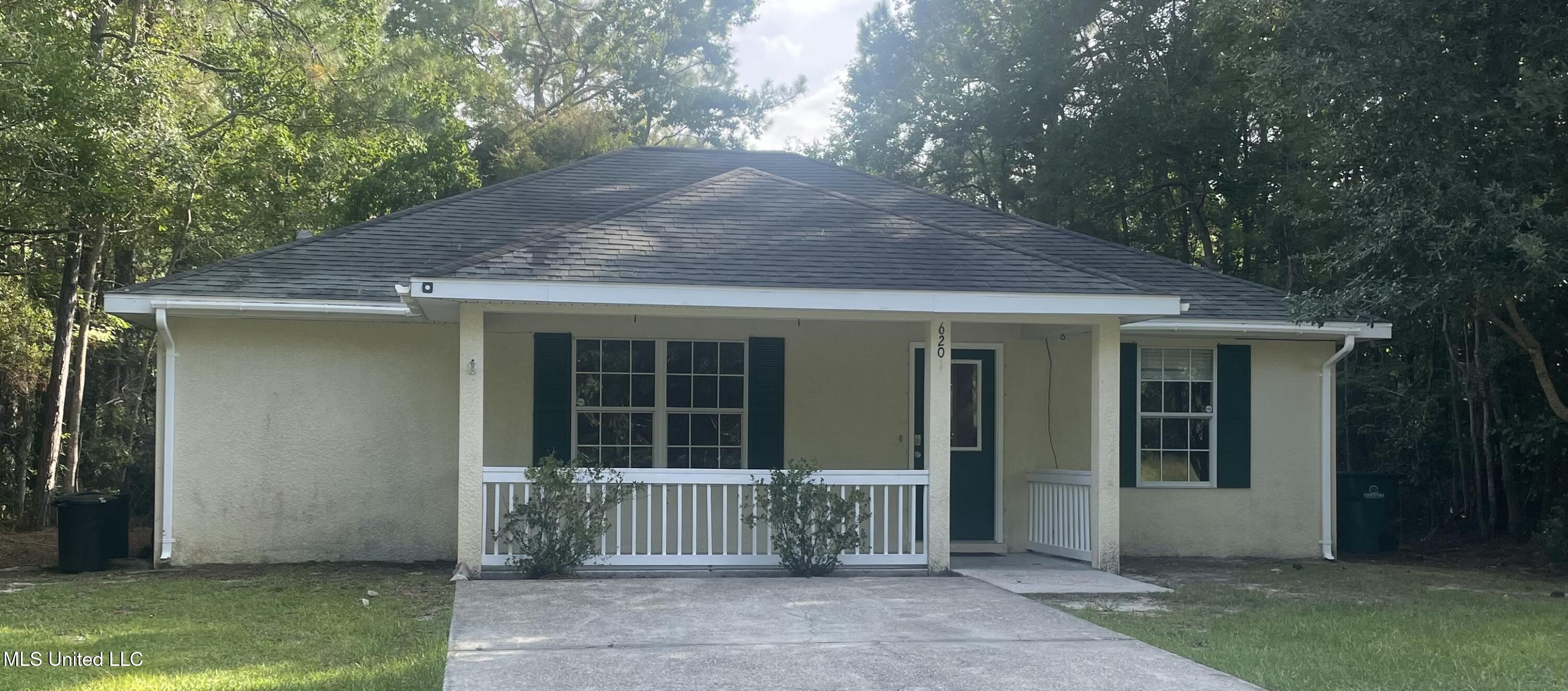 6201 E Jackson Street Property Photo 1