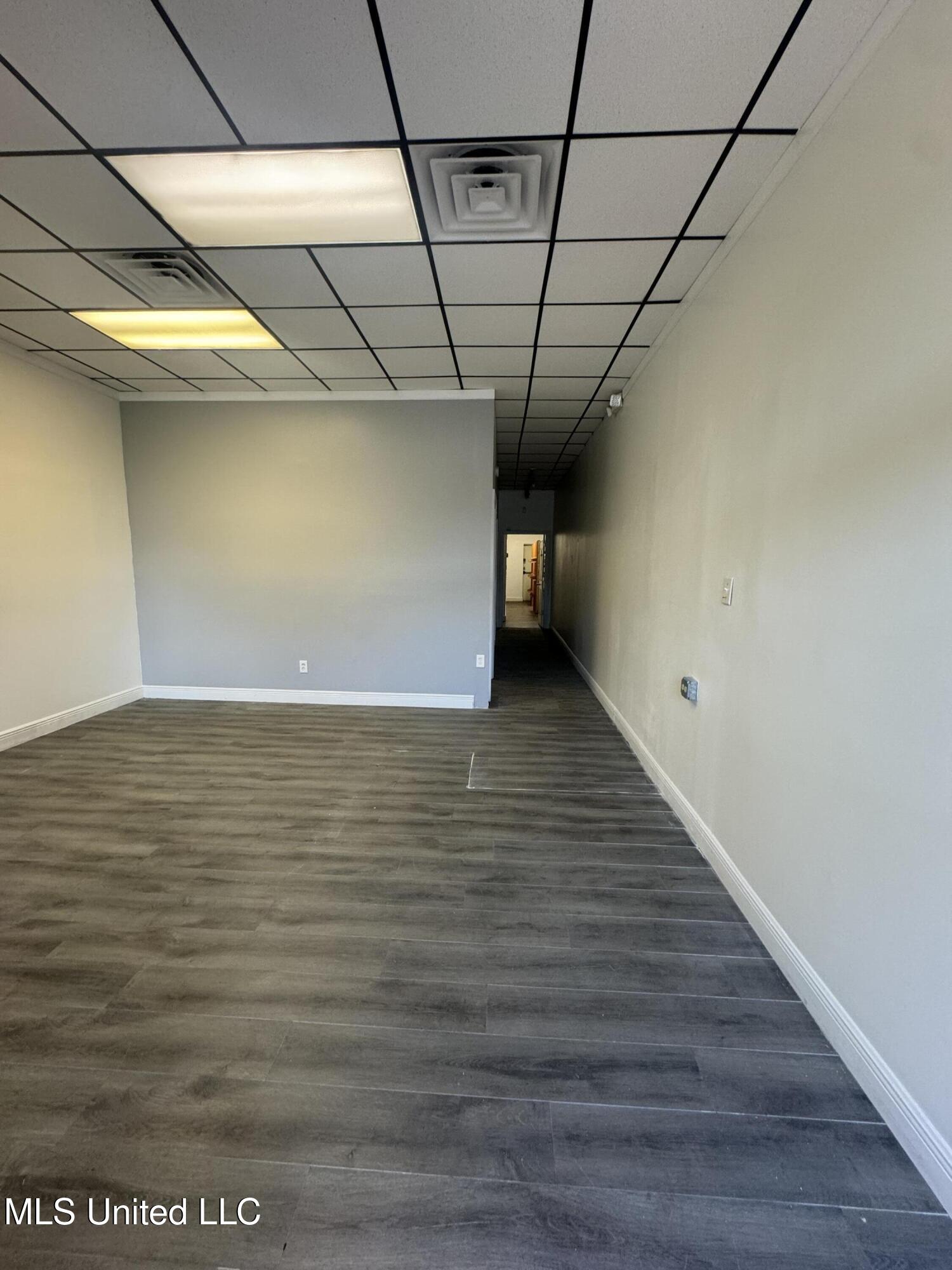 318 Courthouse Road Property Photo 5