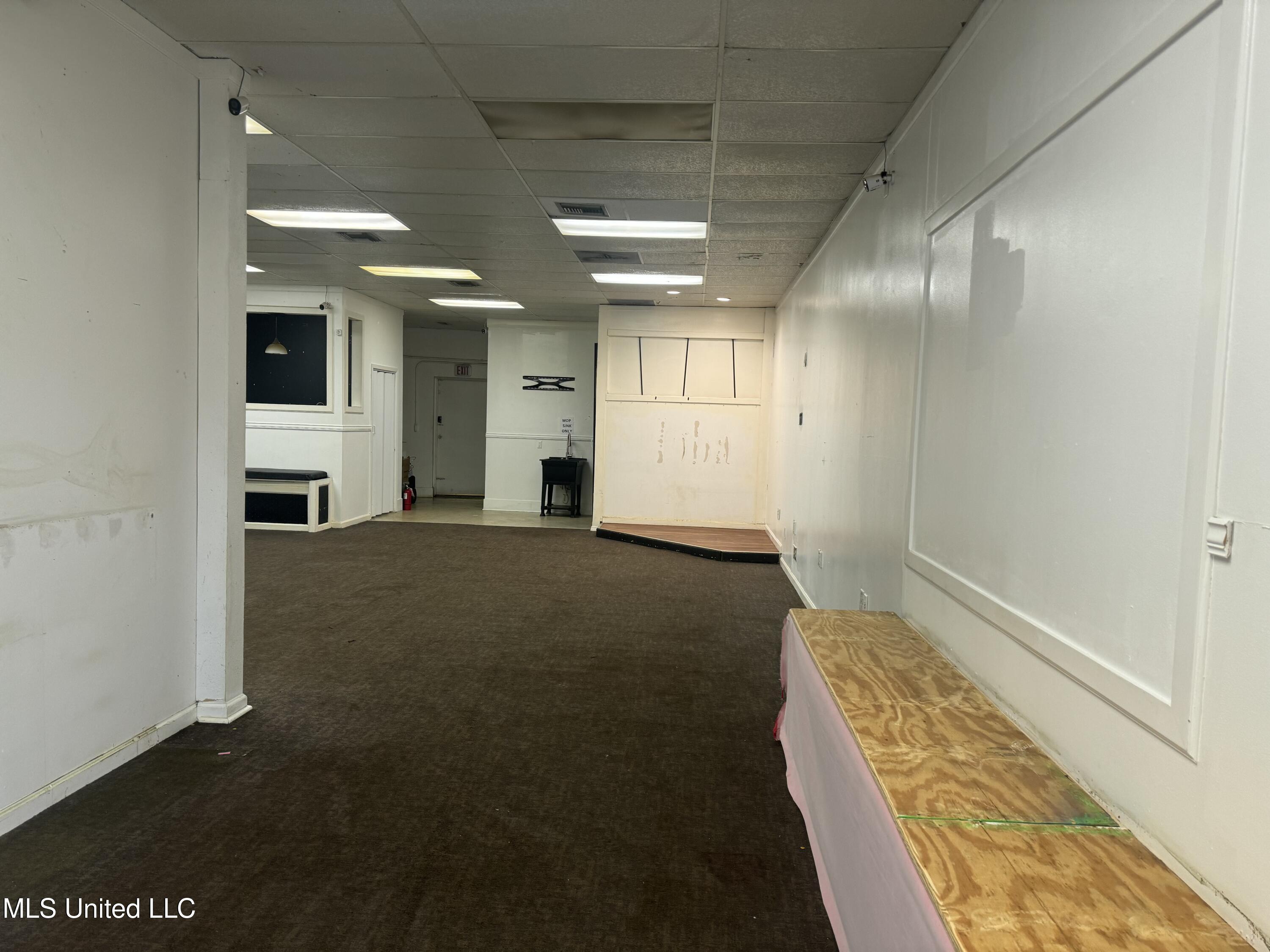 326 Courthouse Road Property Photo 2