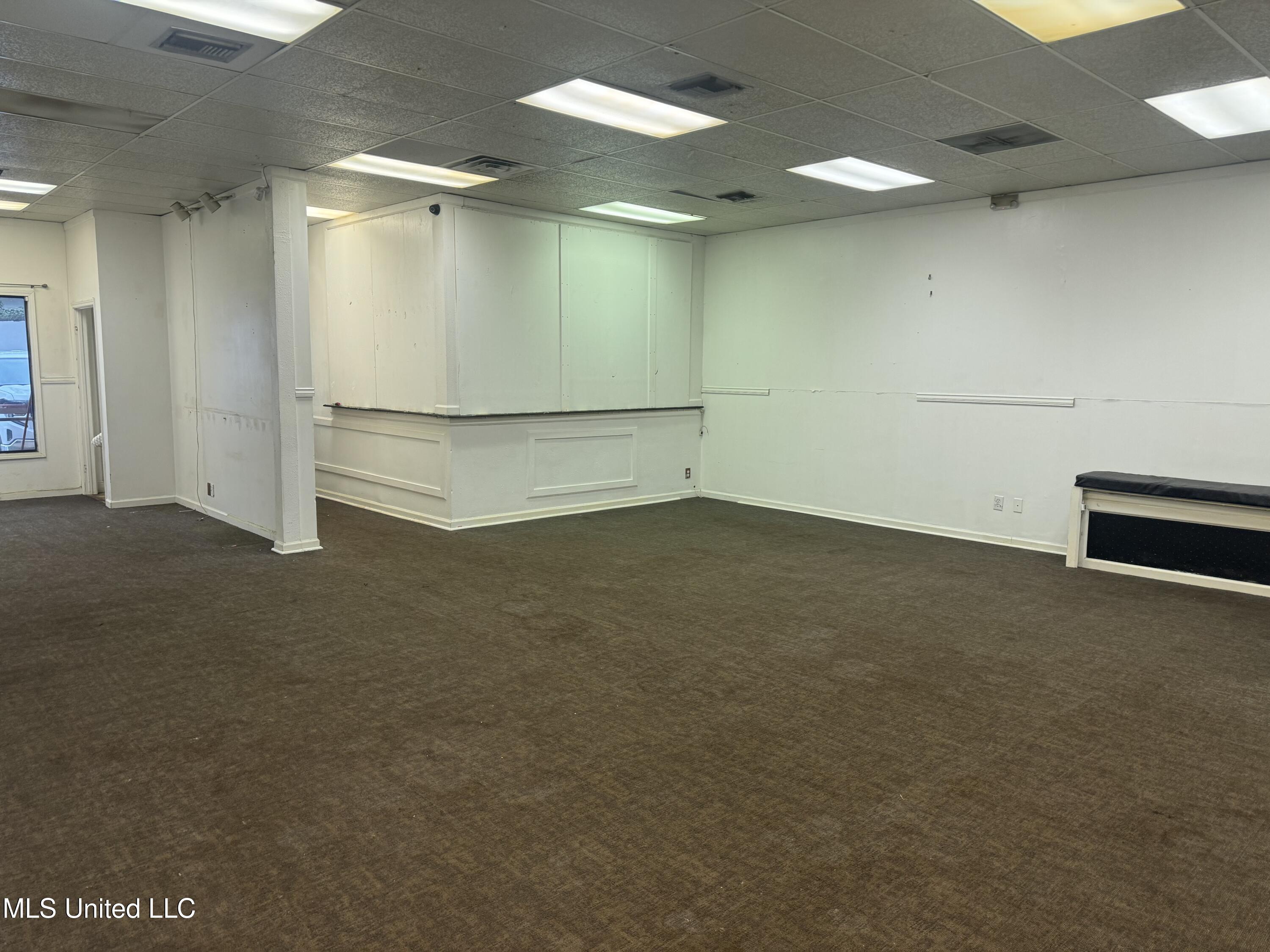 326 Courthouse Road Property Photo 4