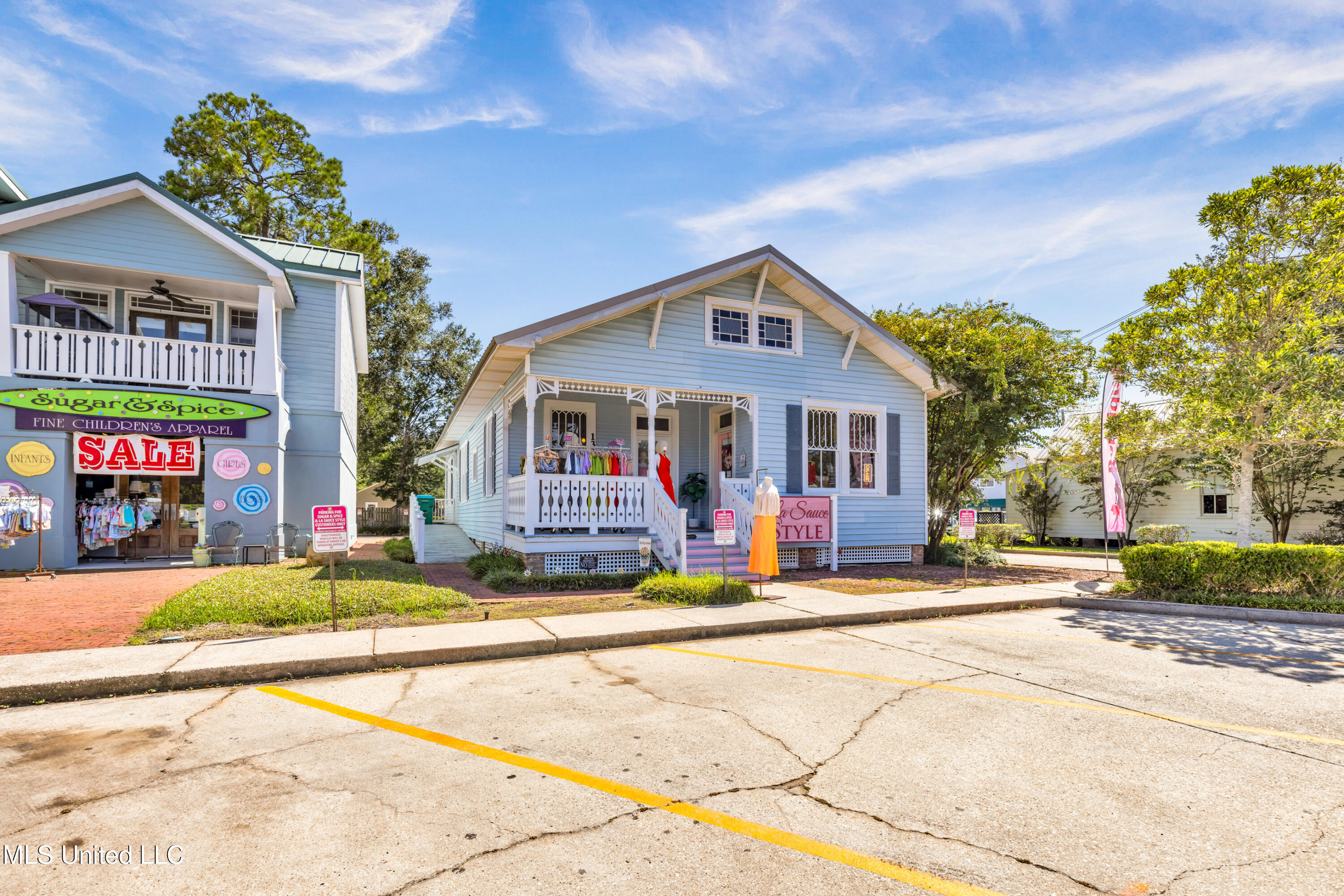 1304-06 Government Street Property Photo 2