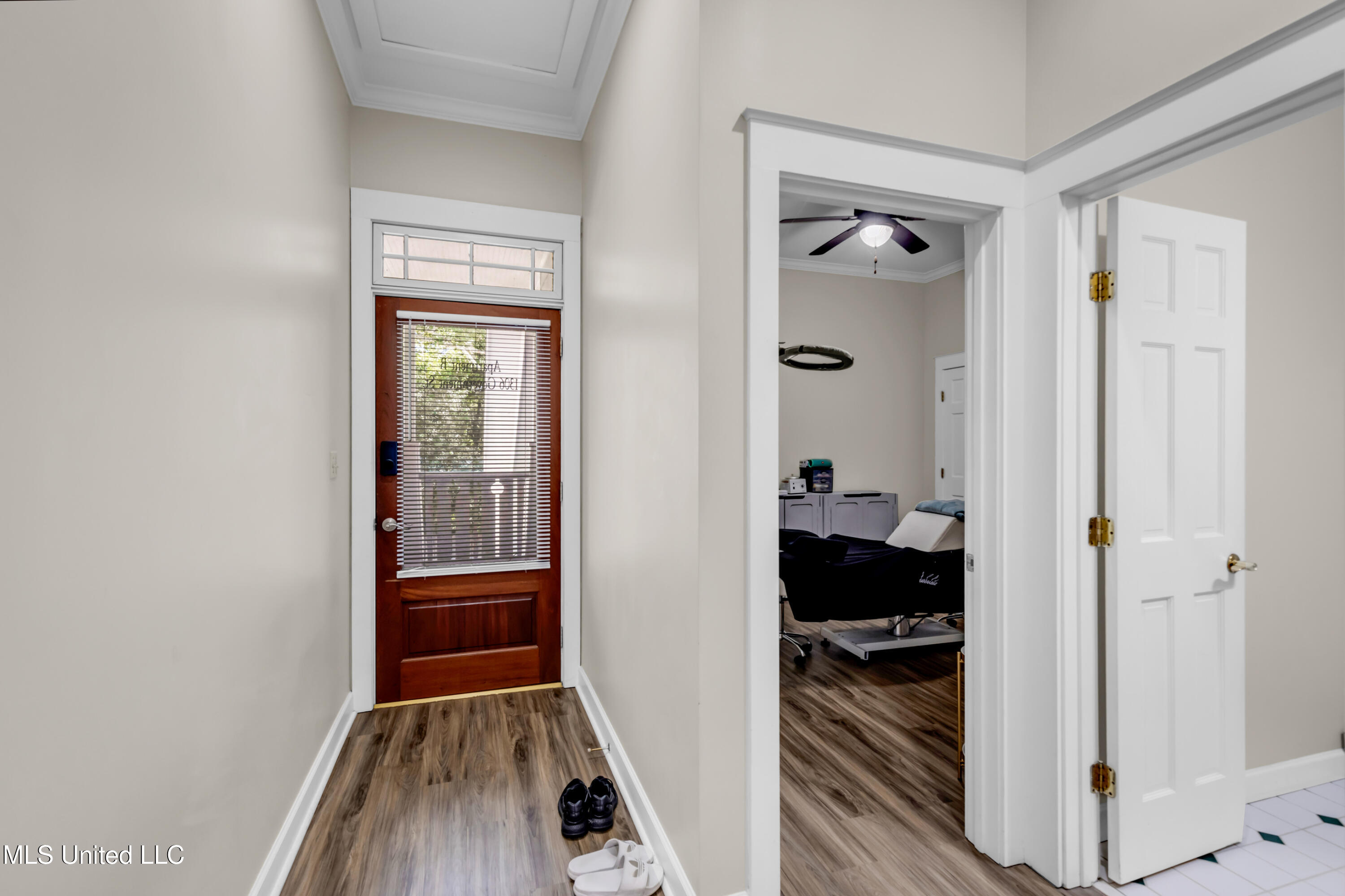 1304-06 Government Street Property Photo 56