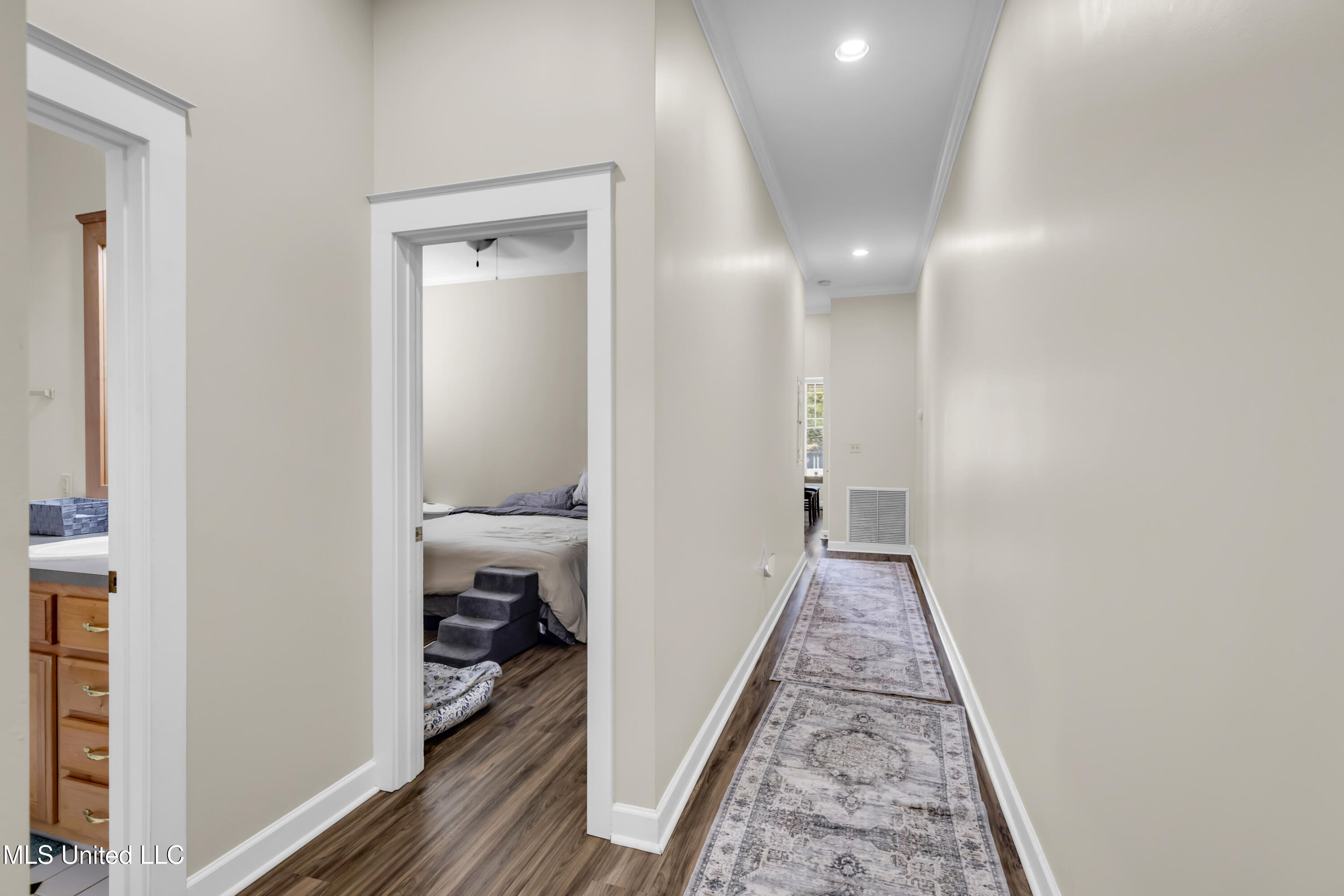 1304-06 Government Street Property Photo 57