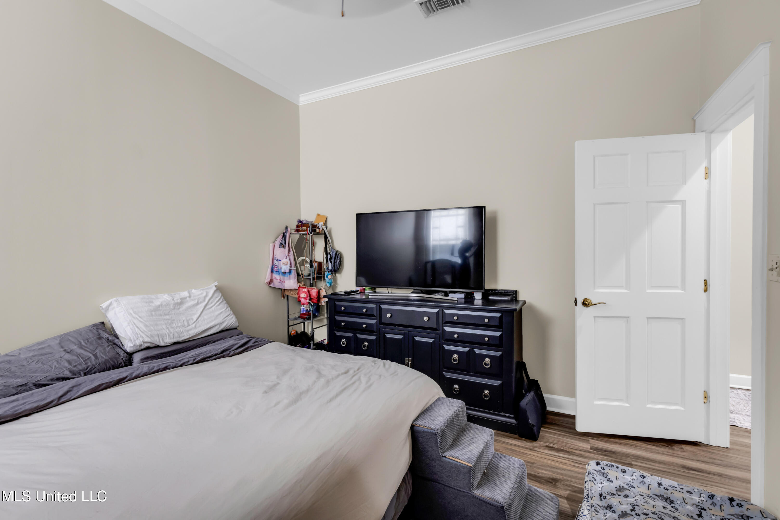 1304-06 Government Street Property Photo 59