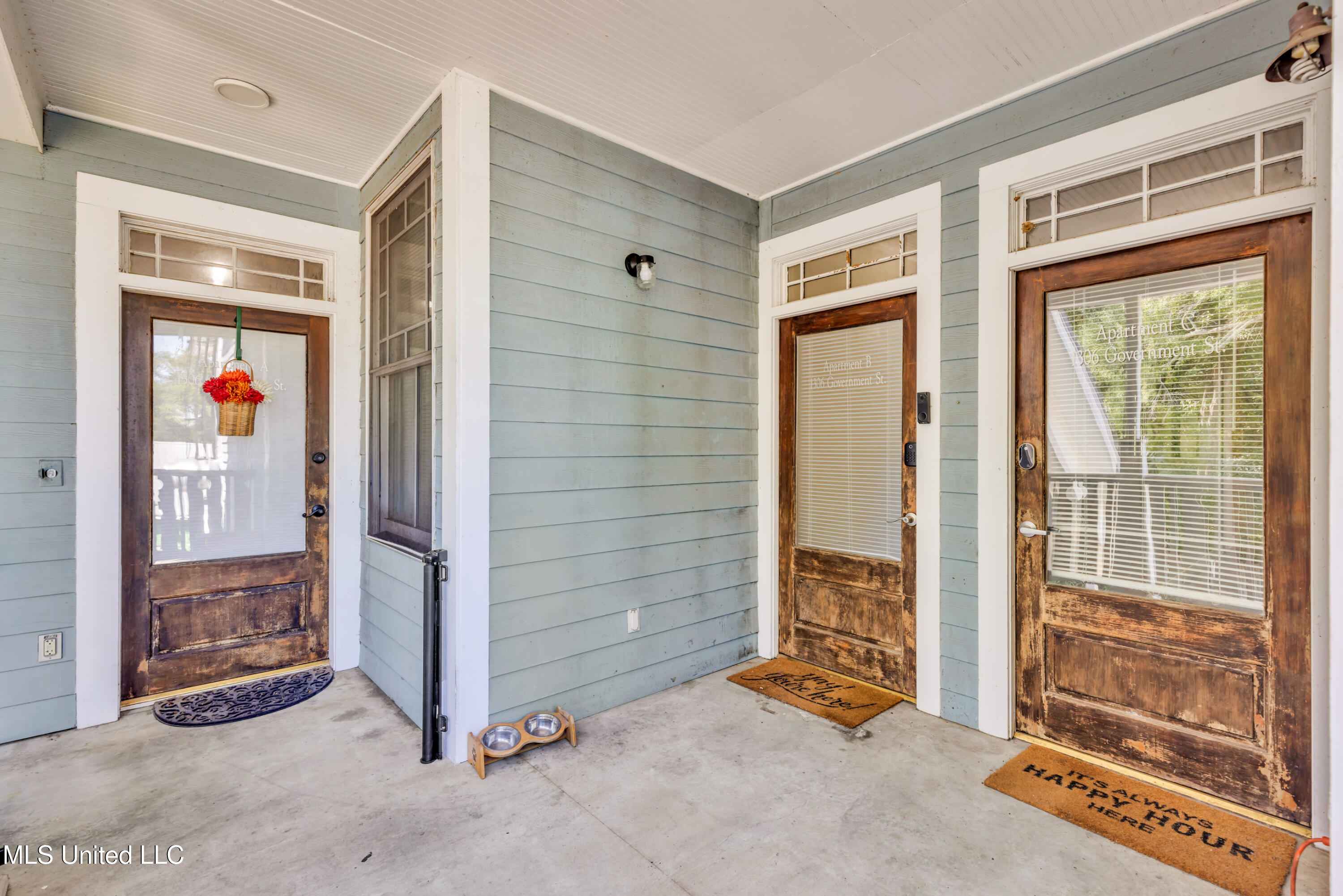 1304-06 Government Street Property Photo 70