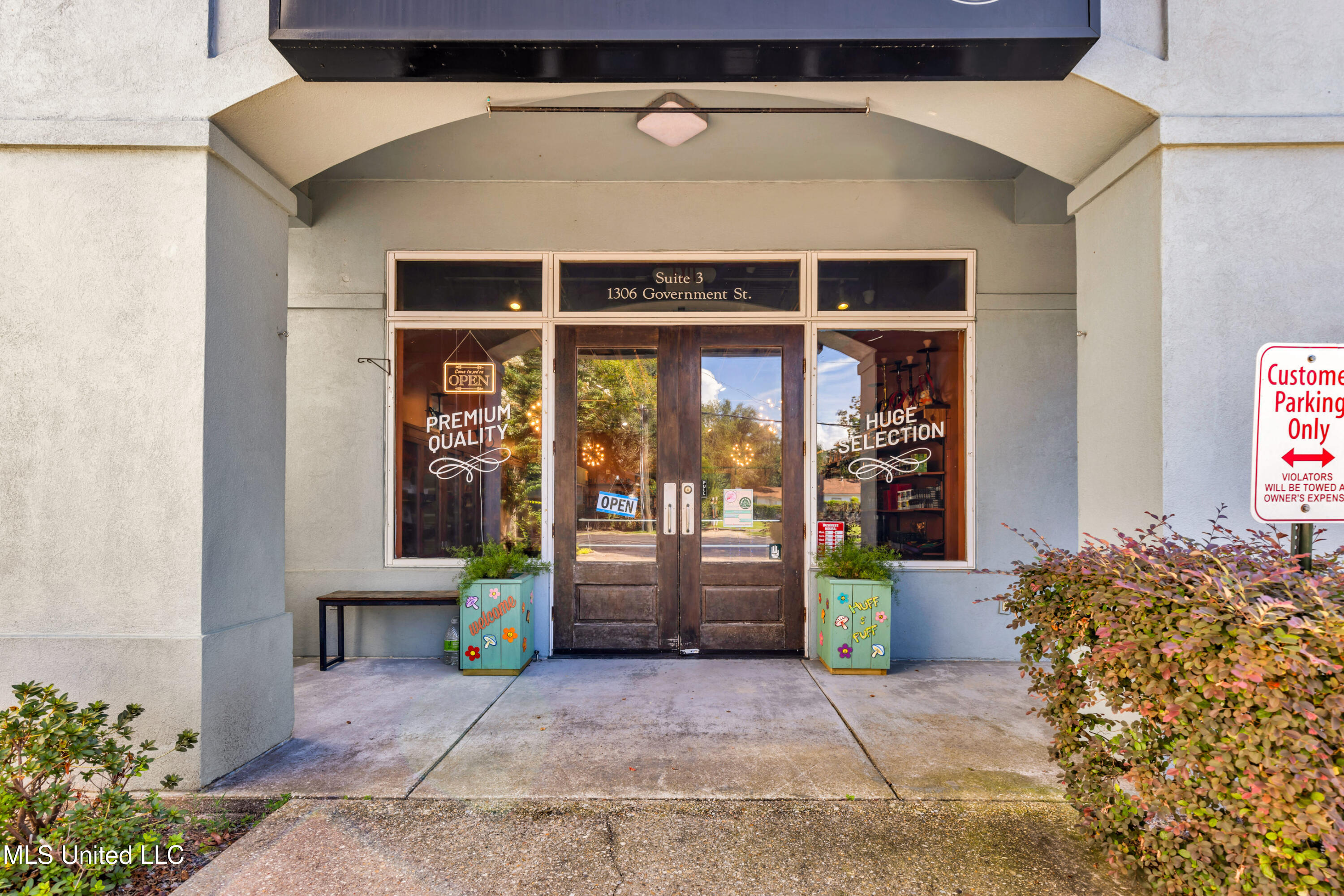 1304-06 Government Street Property Photo 72