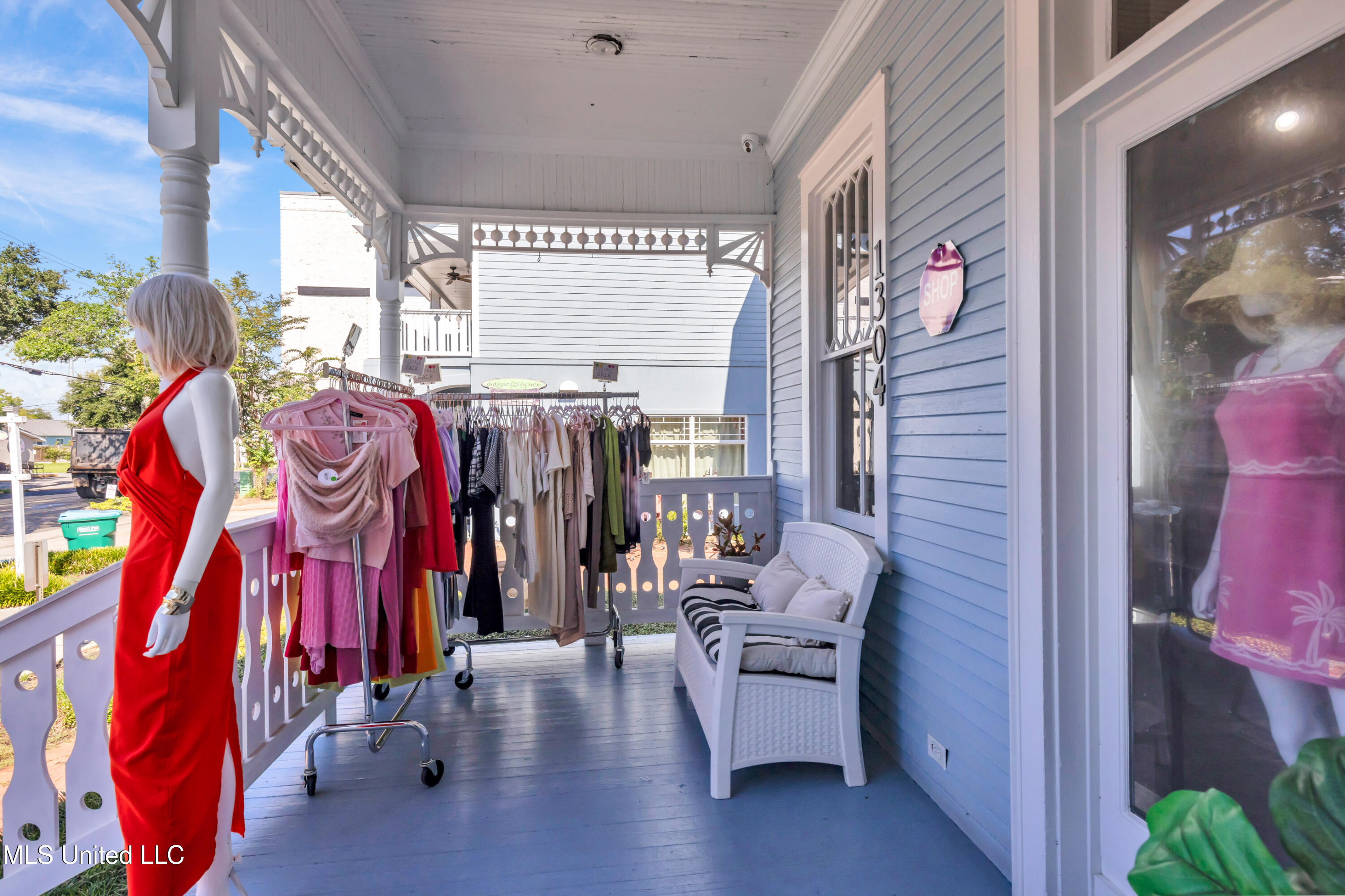 1304-06 Government Street Property Photo 93