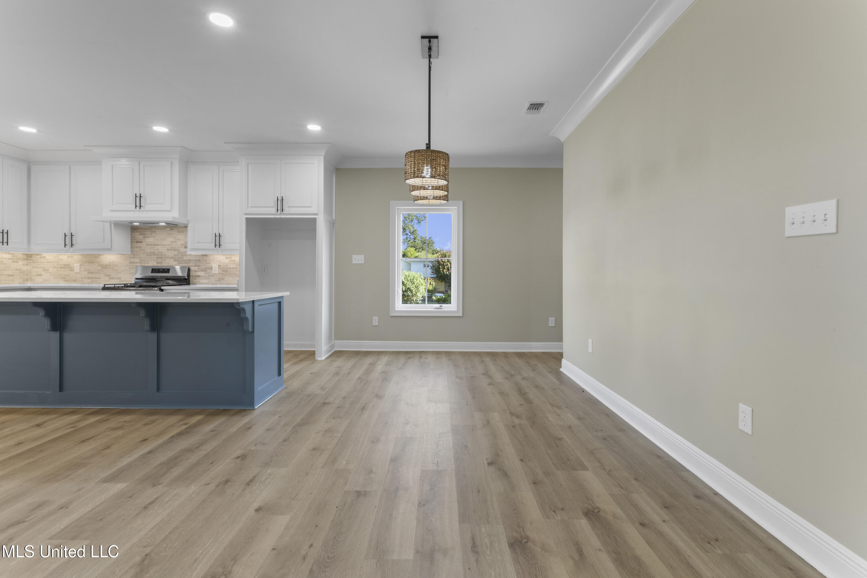 143 Miramar Avenue Property Photo 25