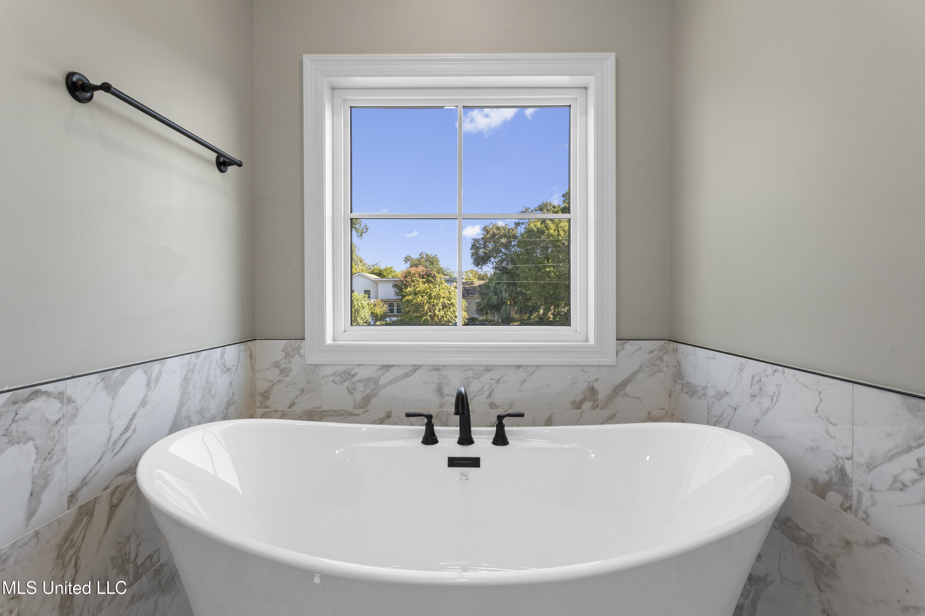 143 Miramar Avenue Property Photo 30