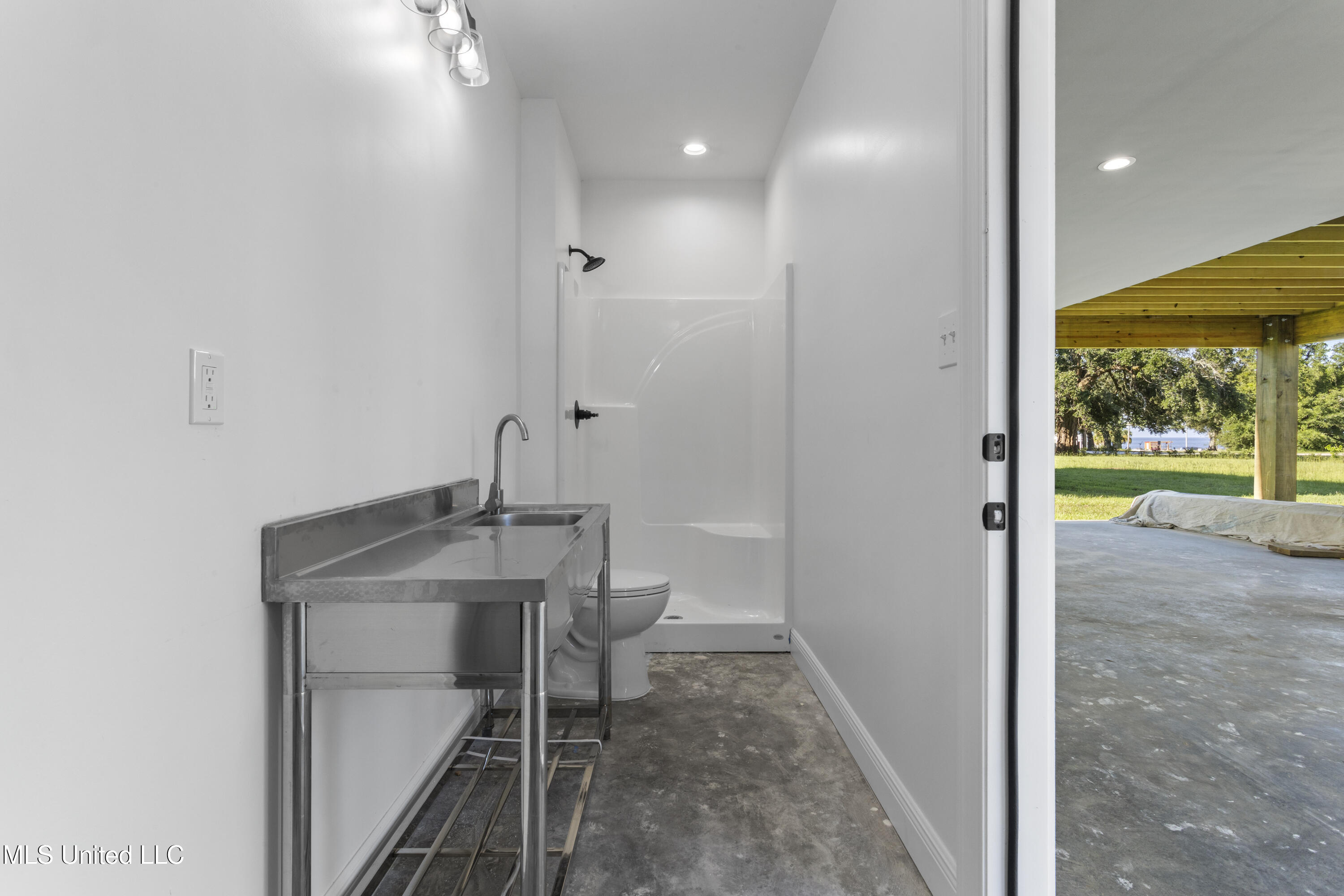 143 Miramar Avenue Property Photo 46