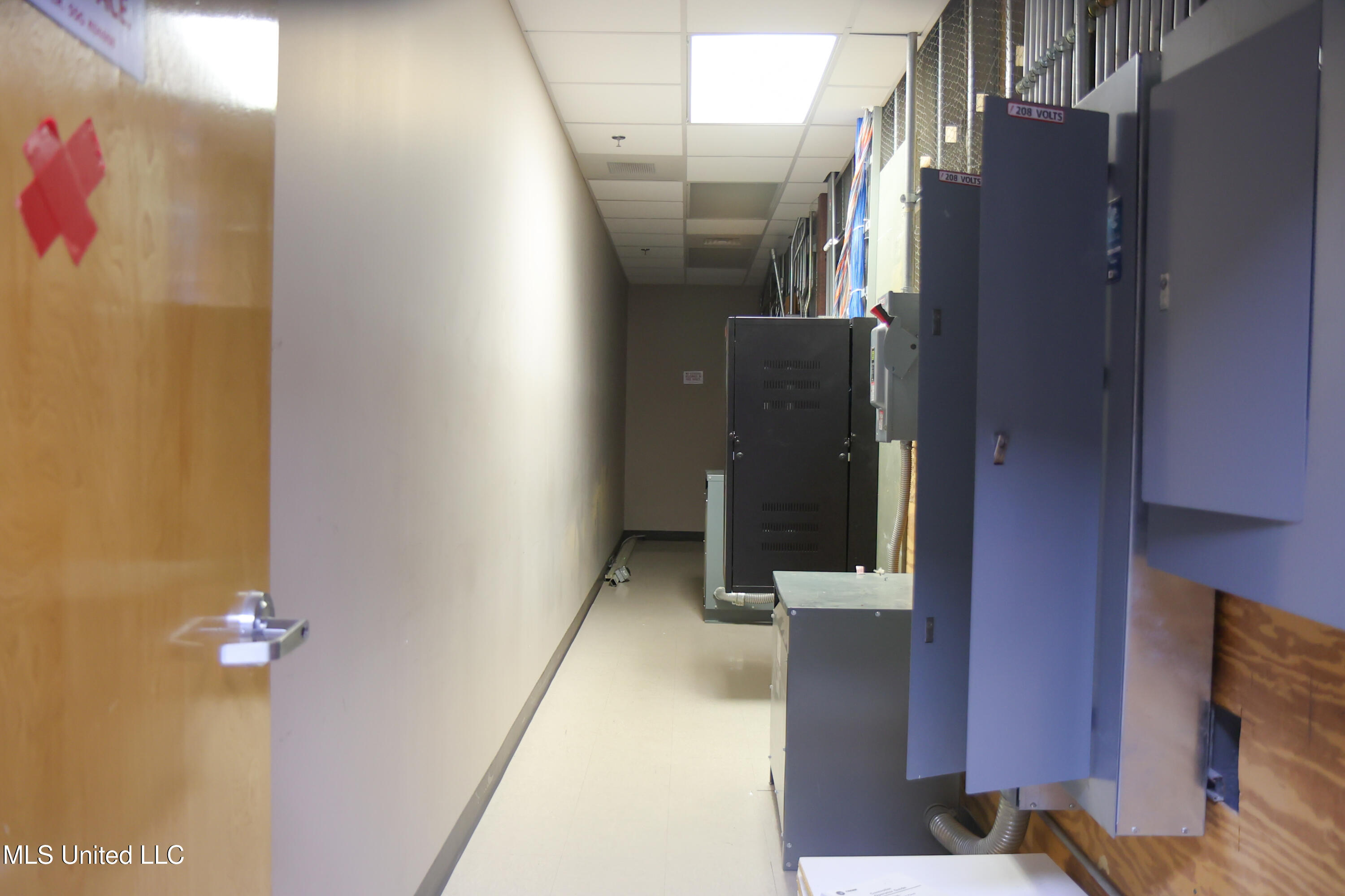 3943 Denny Avenue Property Photo 17