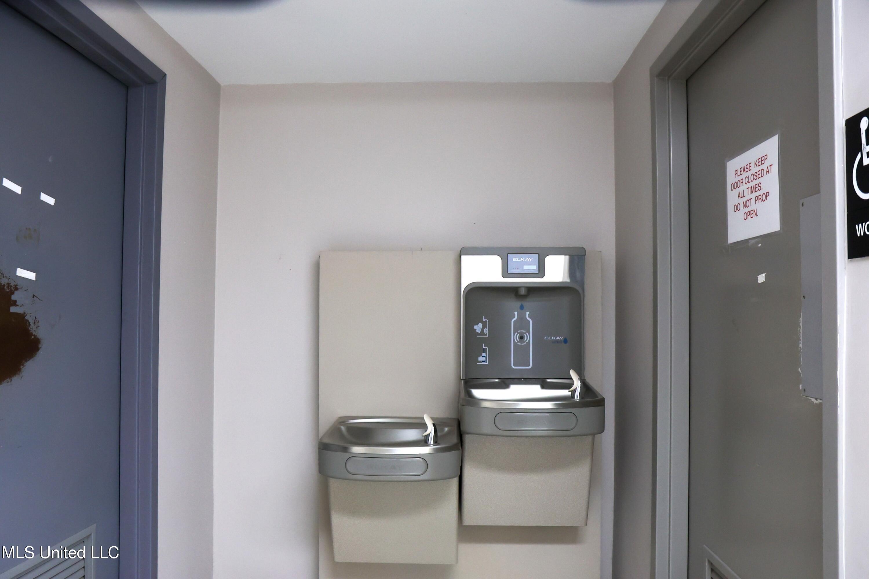 3943 Denny Avenue Property Photo 34