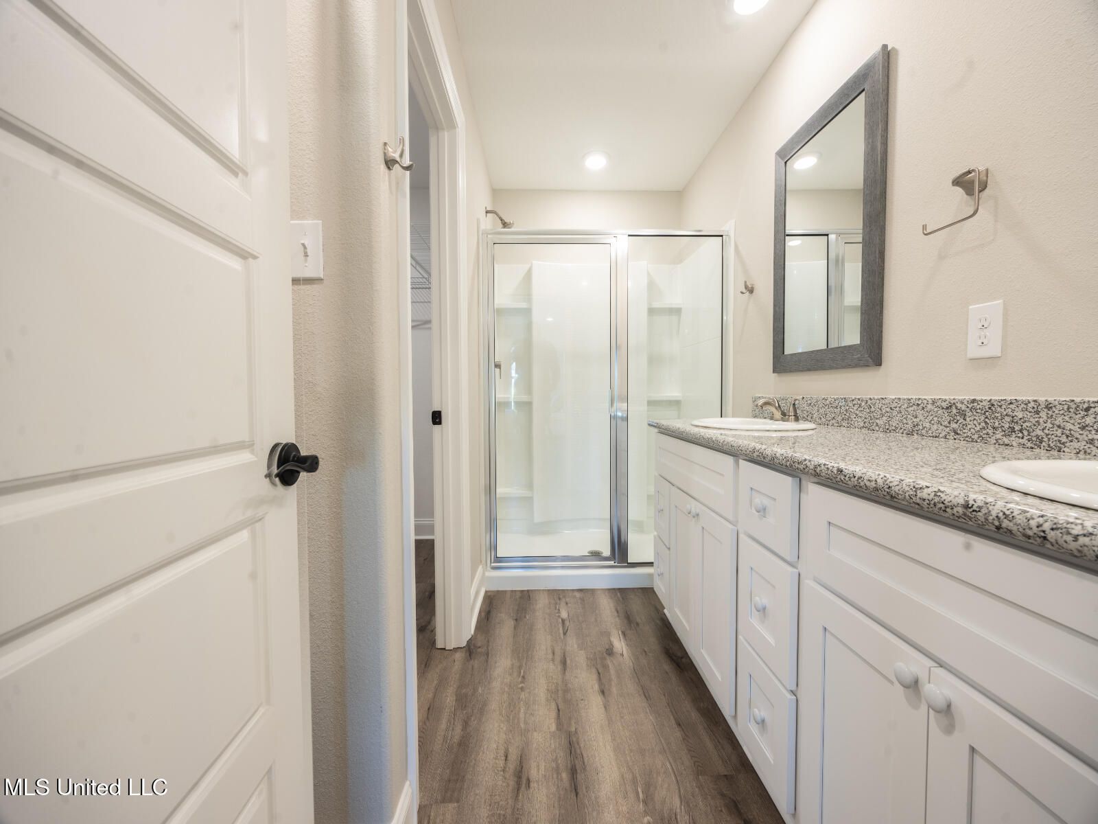 6359 Jennifer Cove Property Photo 10