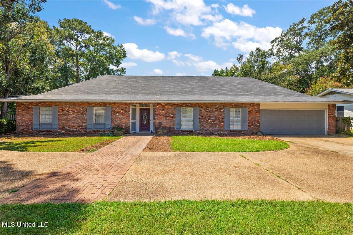 5807 S Pear Orchard Road Property Photo 1