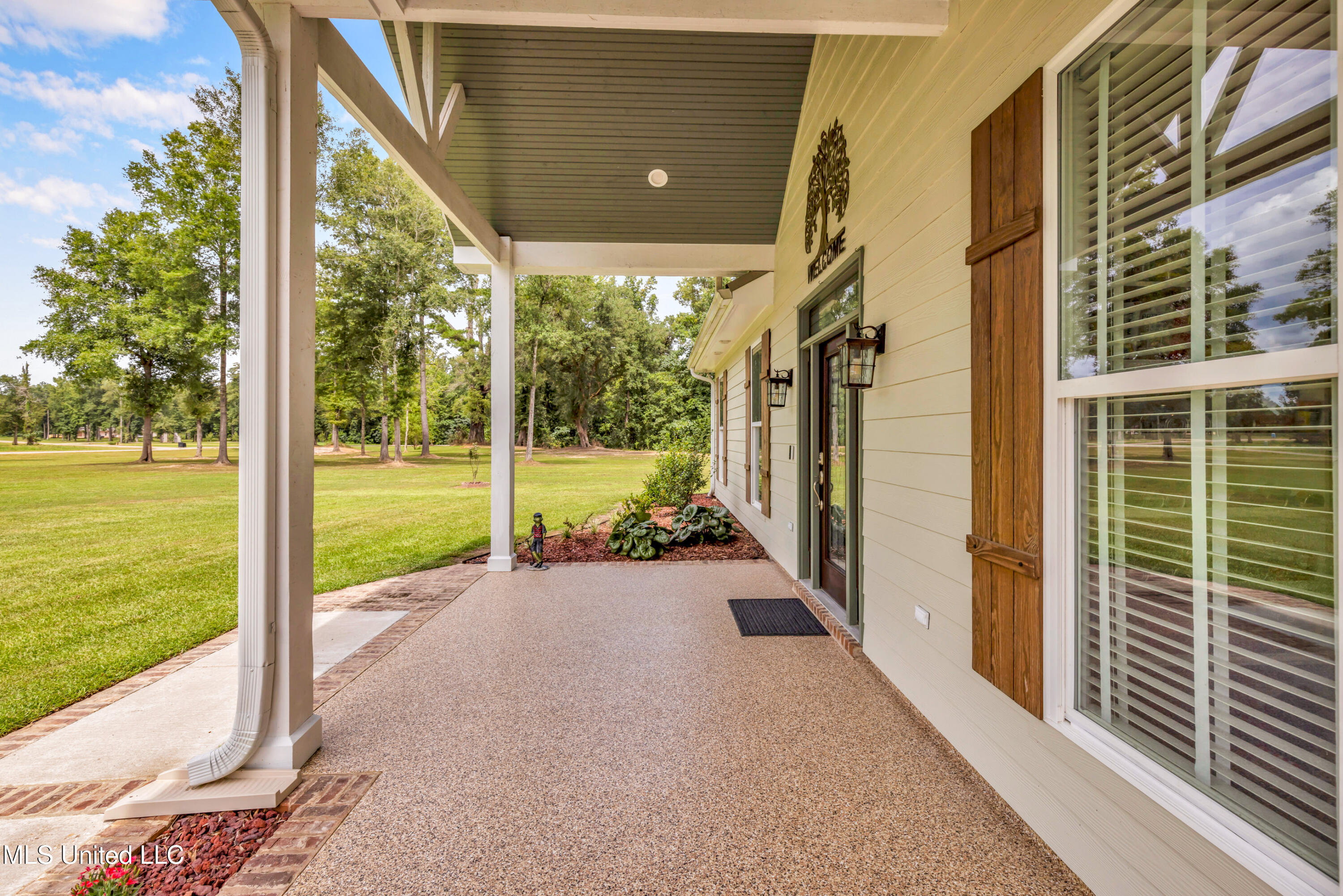 7 Bridge View Property Photo 18