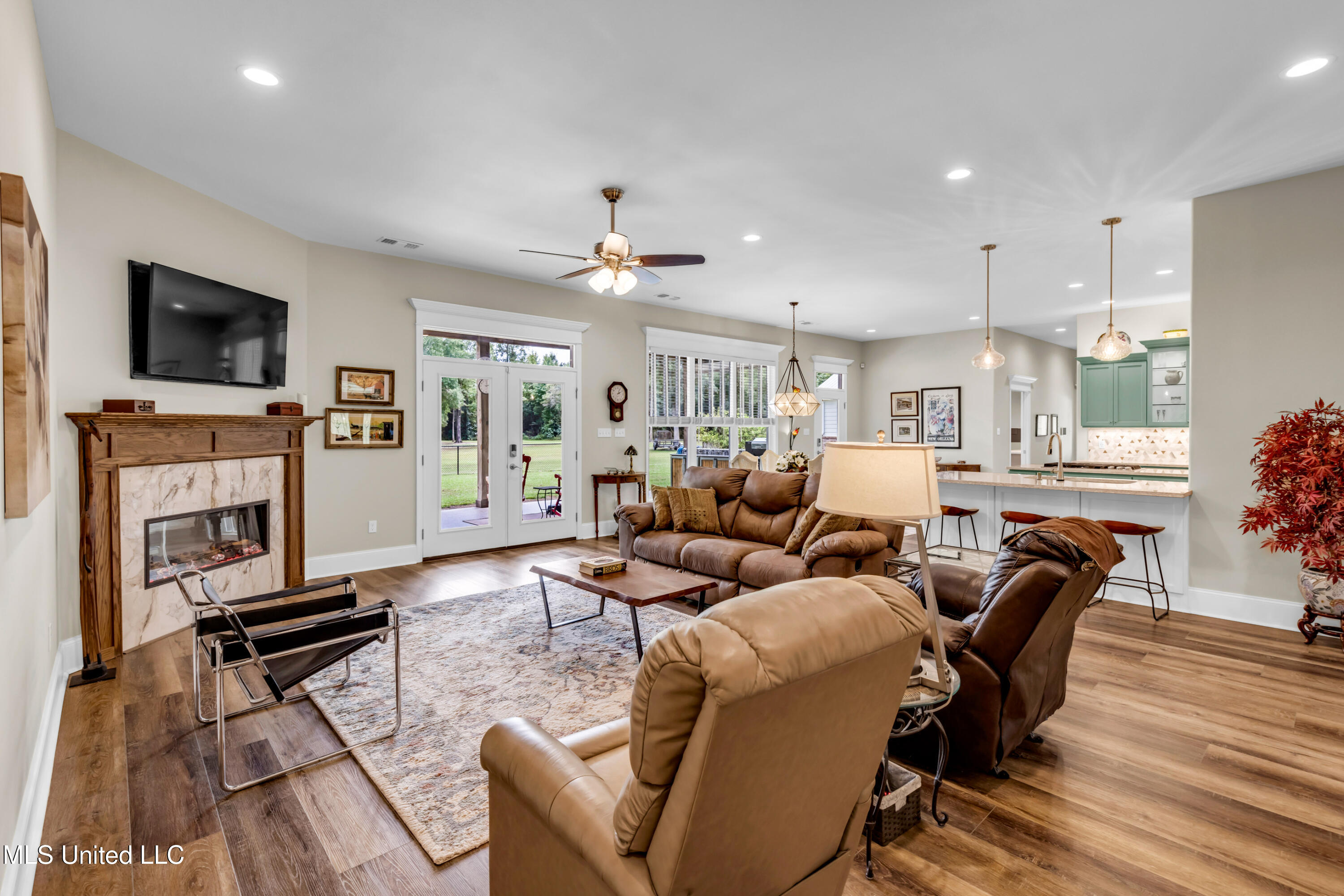 7 Bridge View Property Photo 22