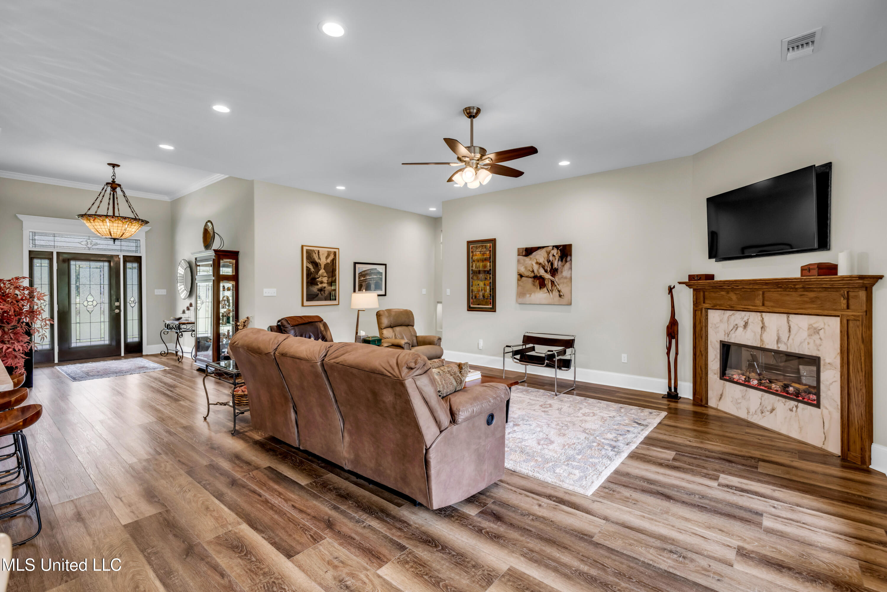 7 Bridge View Property Photo 24