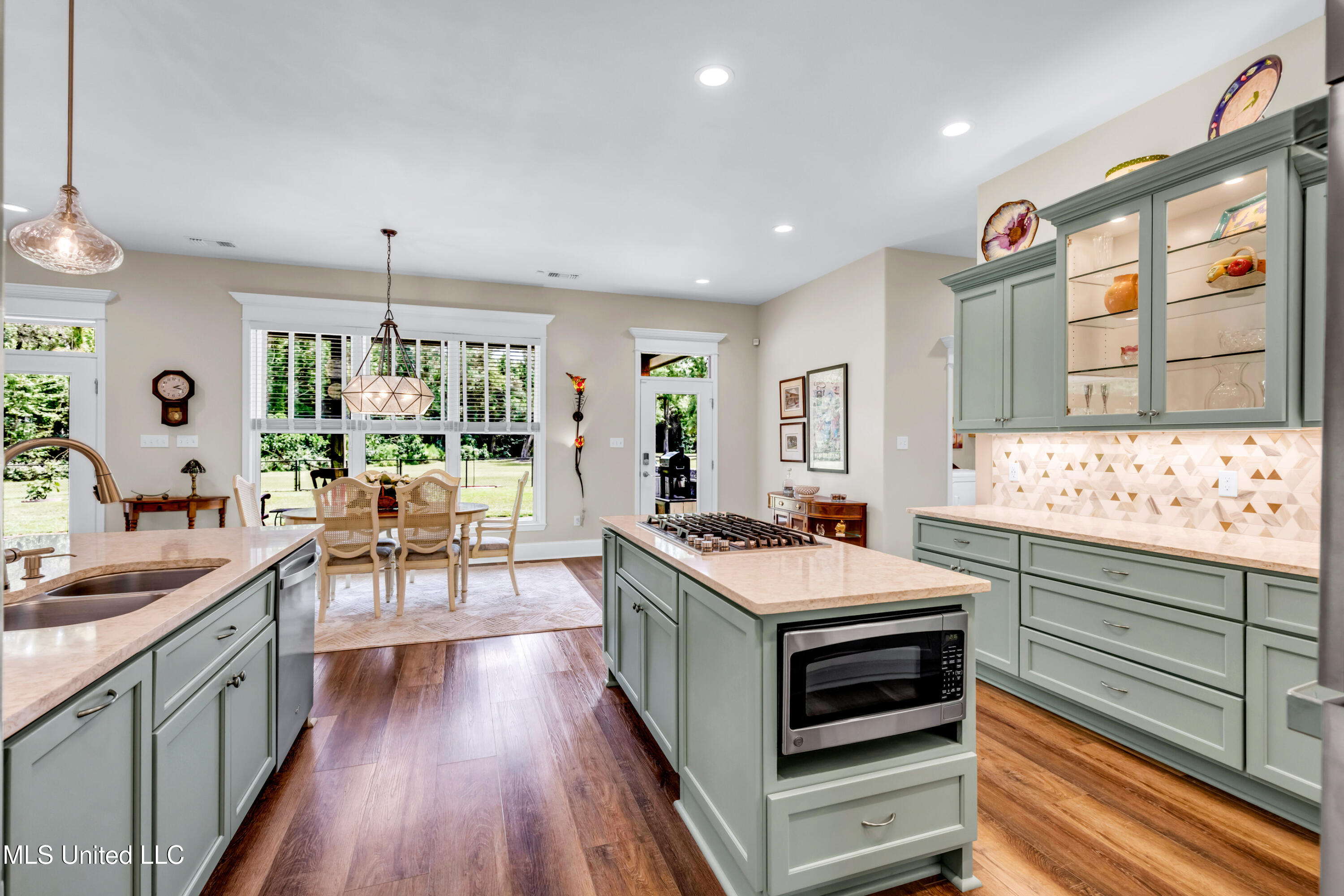 7 Bridge View Property Photo 35