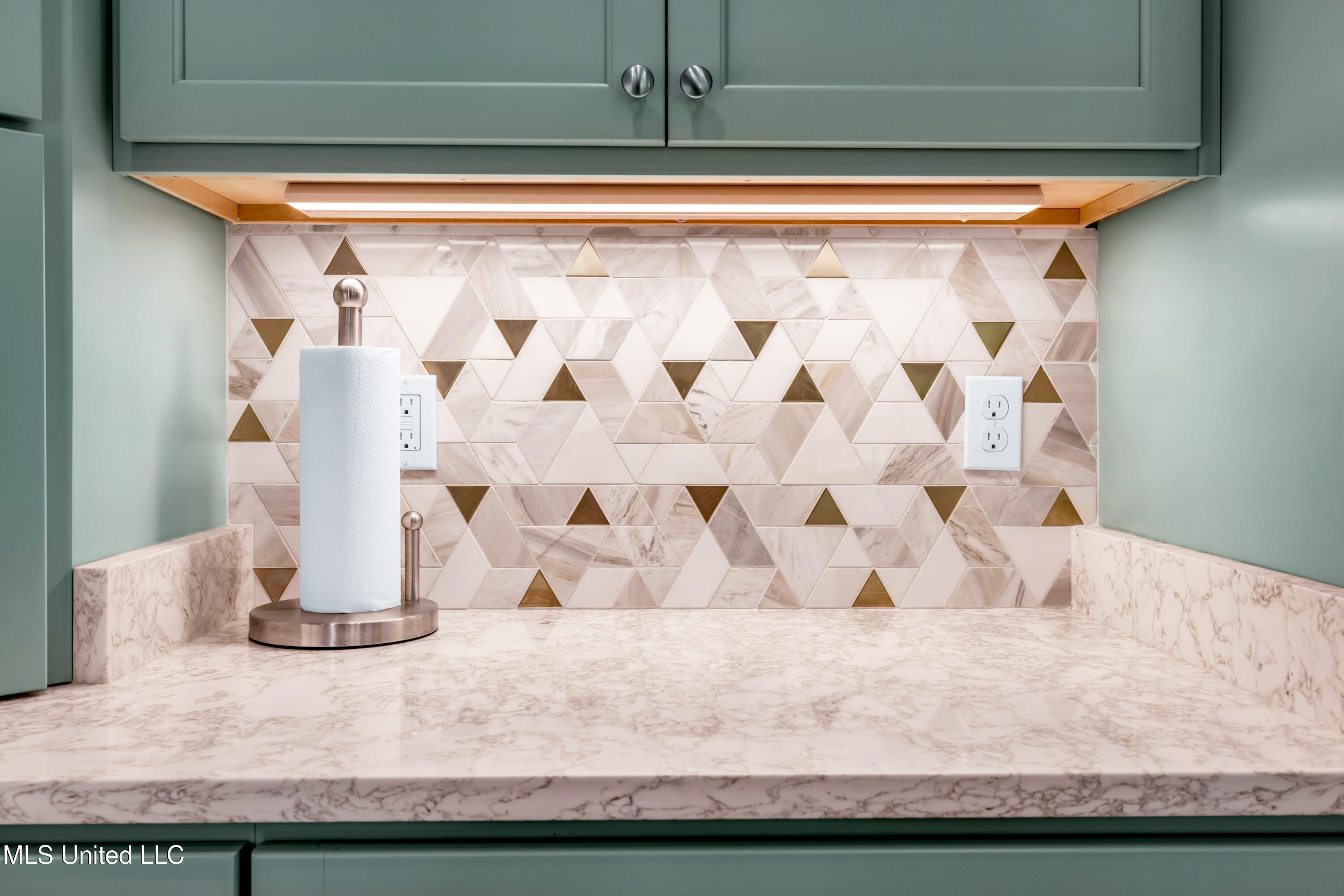 7 Bridge View Property Photo 40