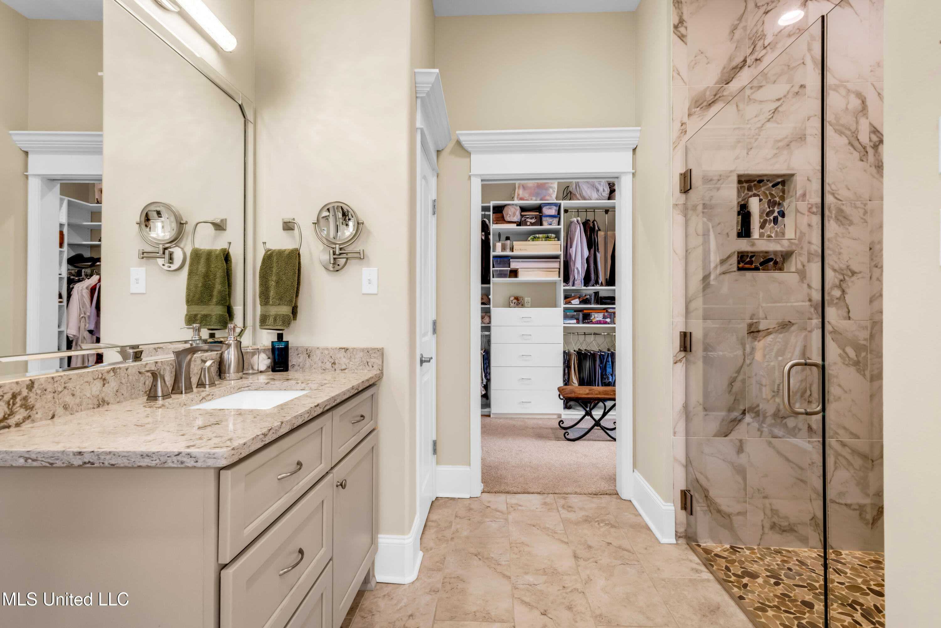 7 Bridge View Property Photo 54