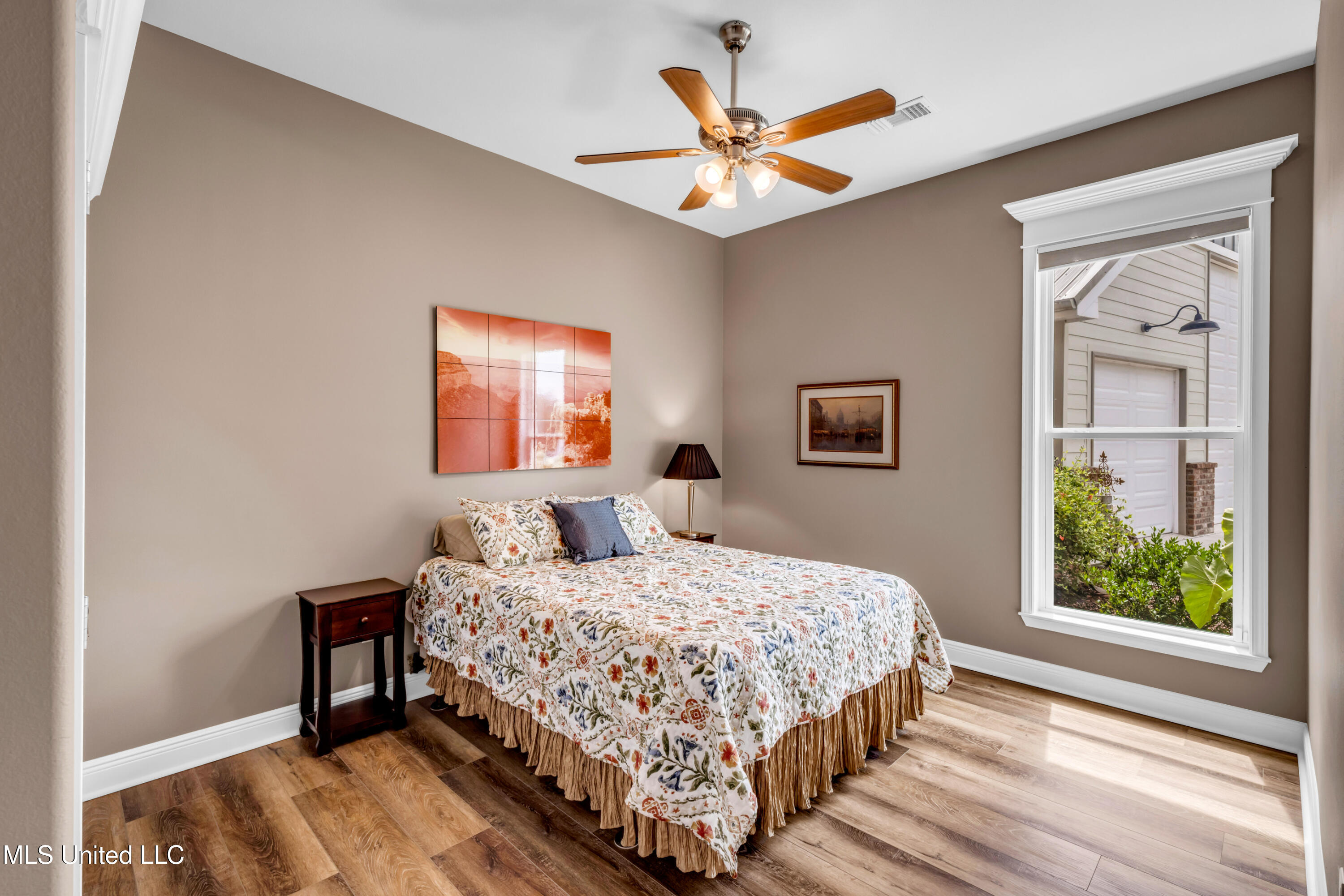 7 Bridge View Property Photo 64