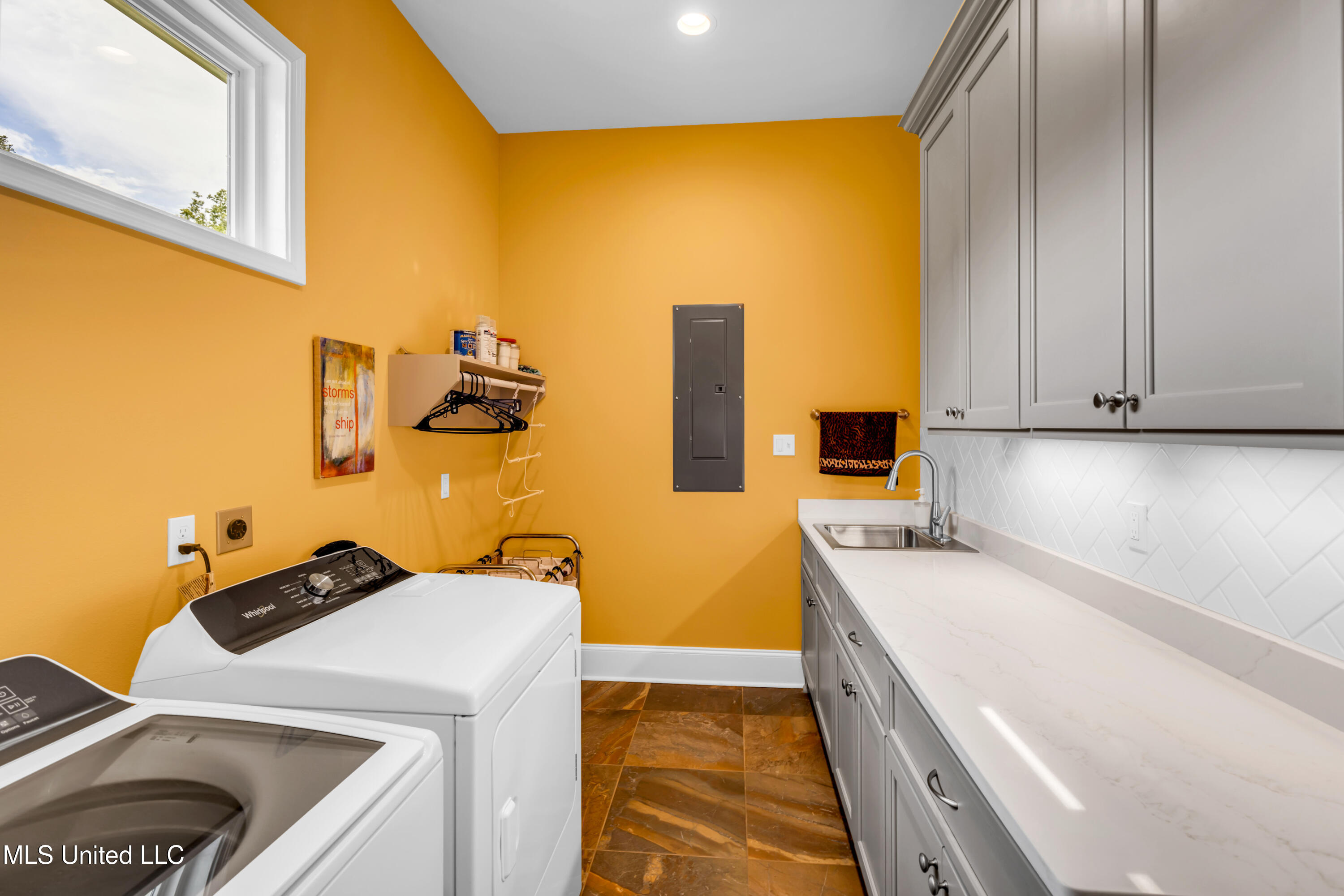 7 Bridge View Property Photo 70