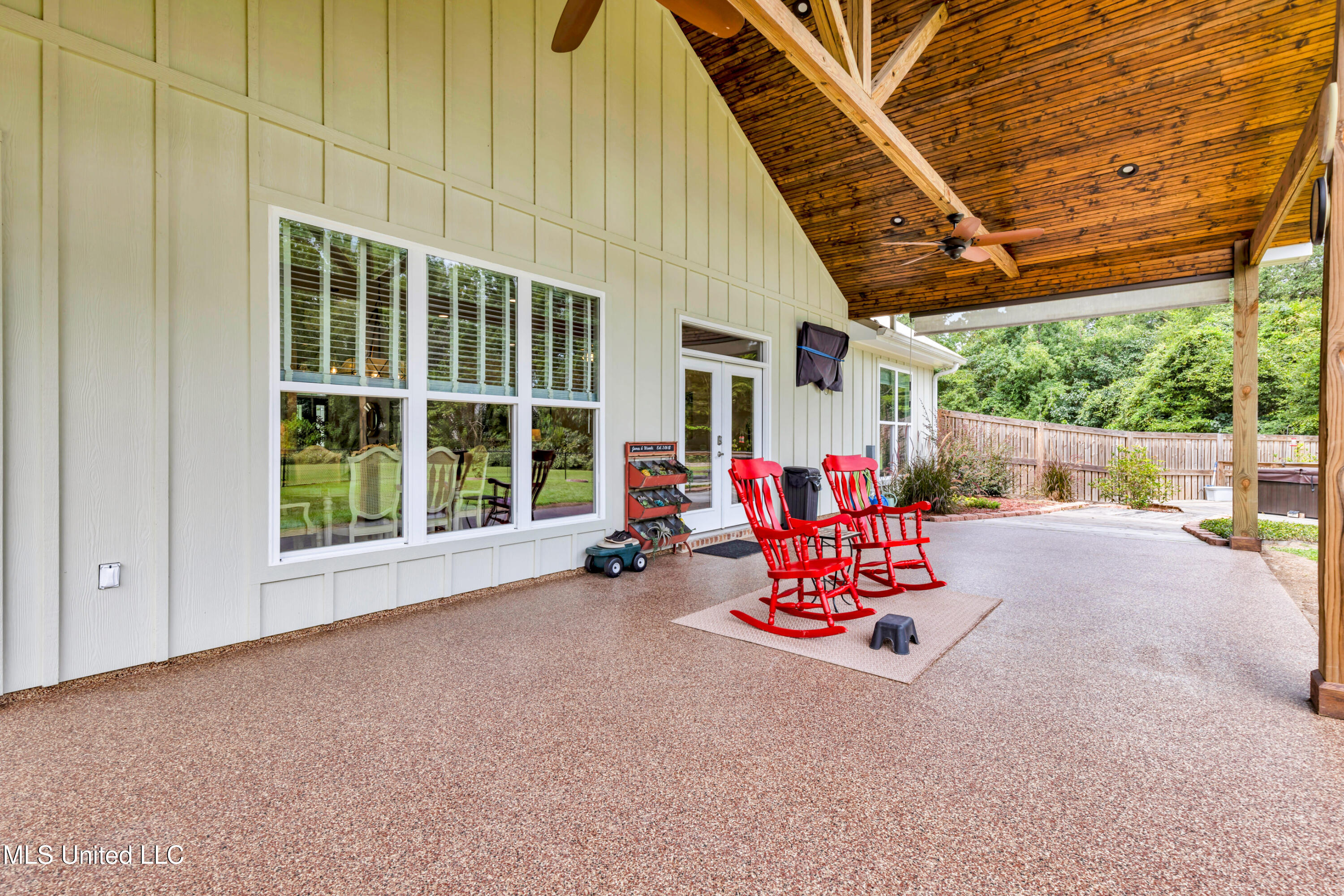 7 Bridge View Property Photo 74