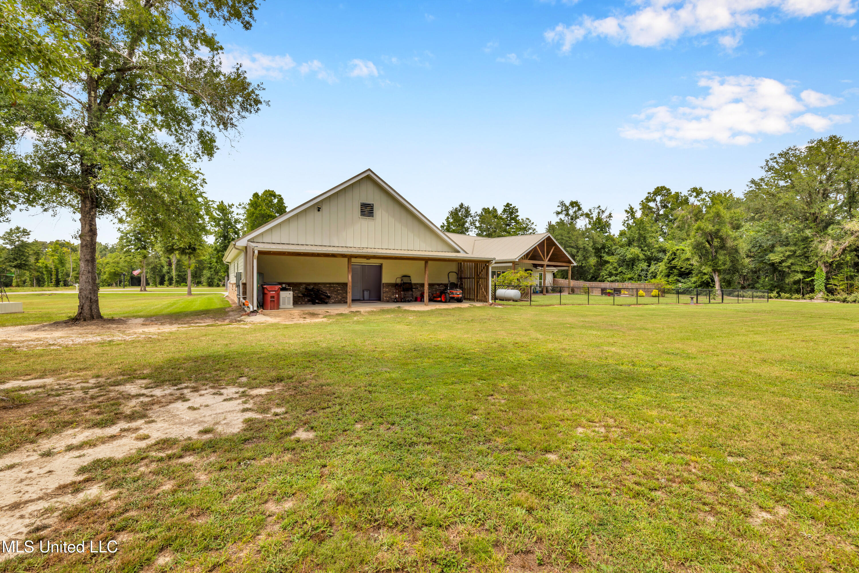 7 Bridge View Property Photo 80