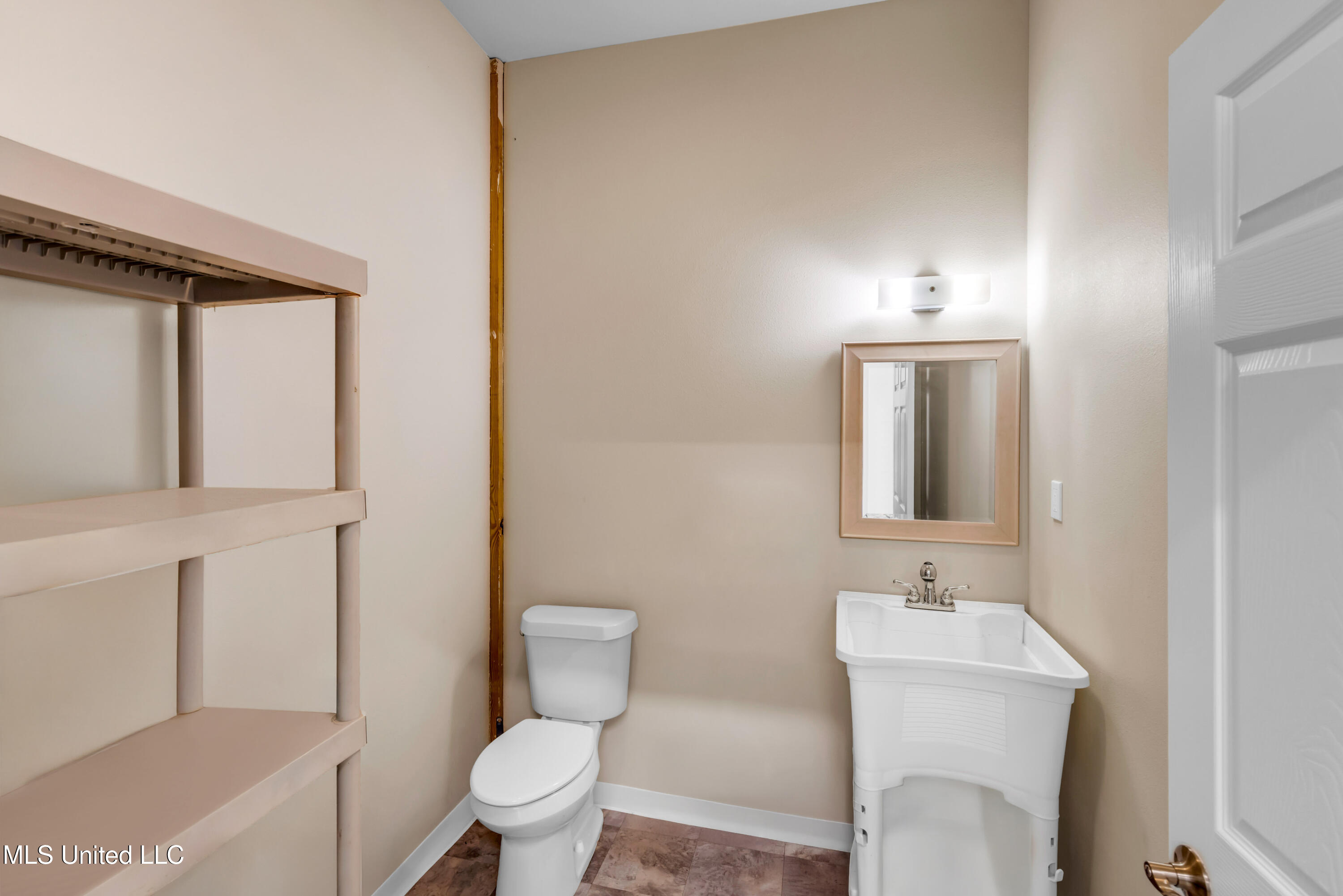 7 Bridge View Property Photo 91