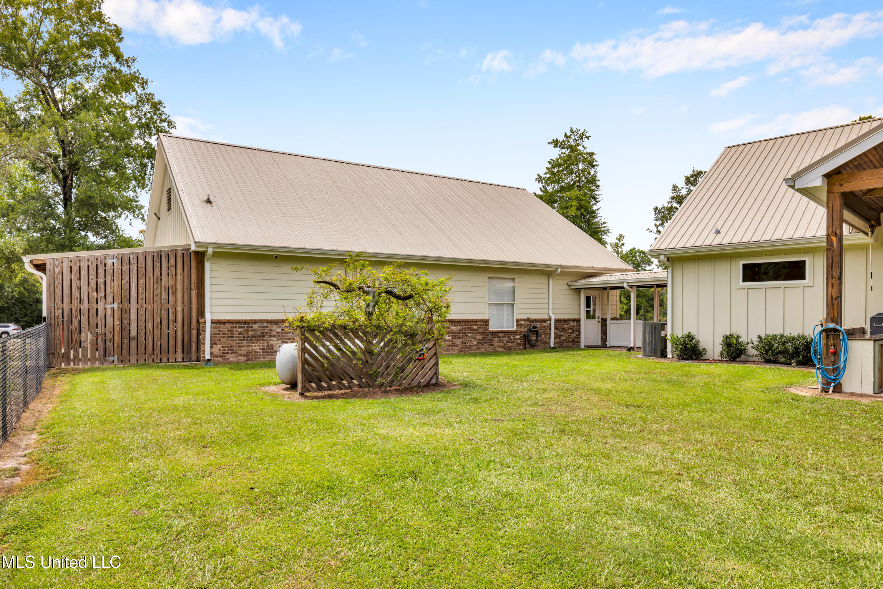 7 Bridge View Property Photo 96