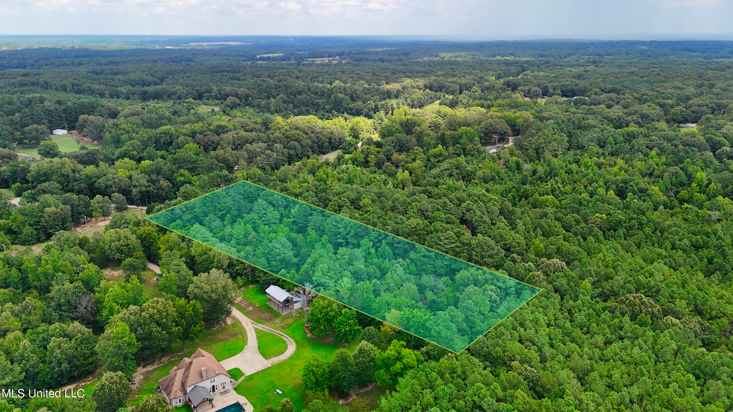 No Strickland Road Property Photo 3