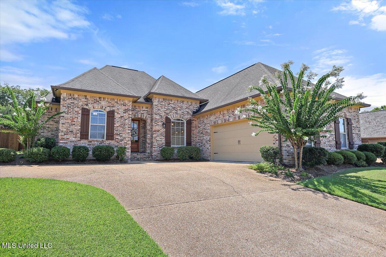 146 Grandeur Drive Property Photo 1