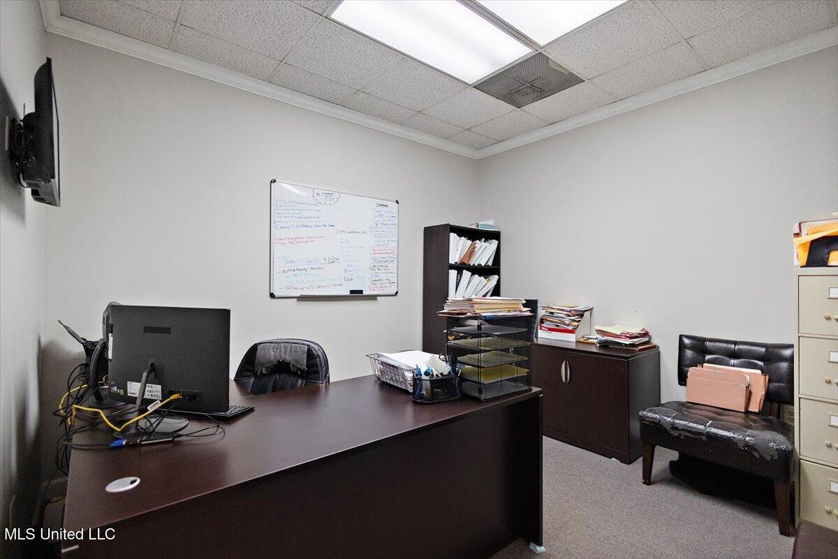 395 Edgewood Terrace Drive Drive Property Photo 17