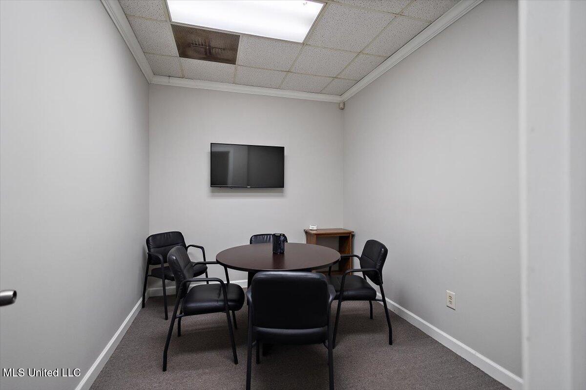 395 Edgewood Terrace Drive Drive Property Photo 19