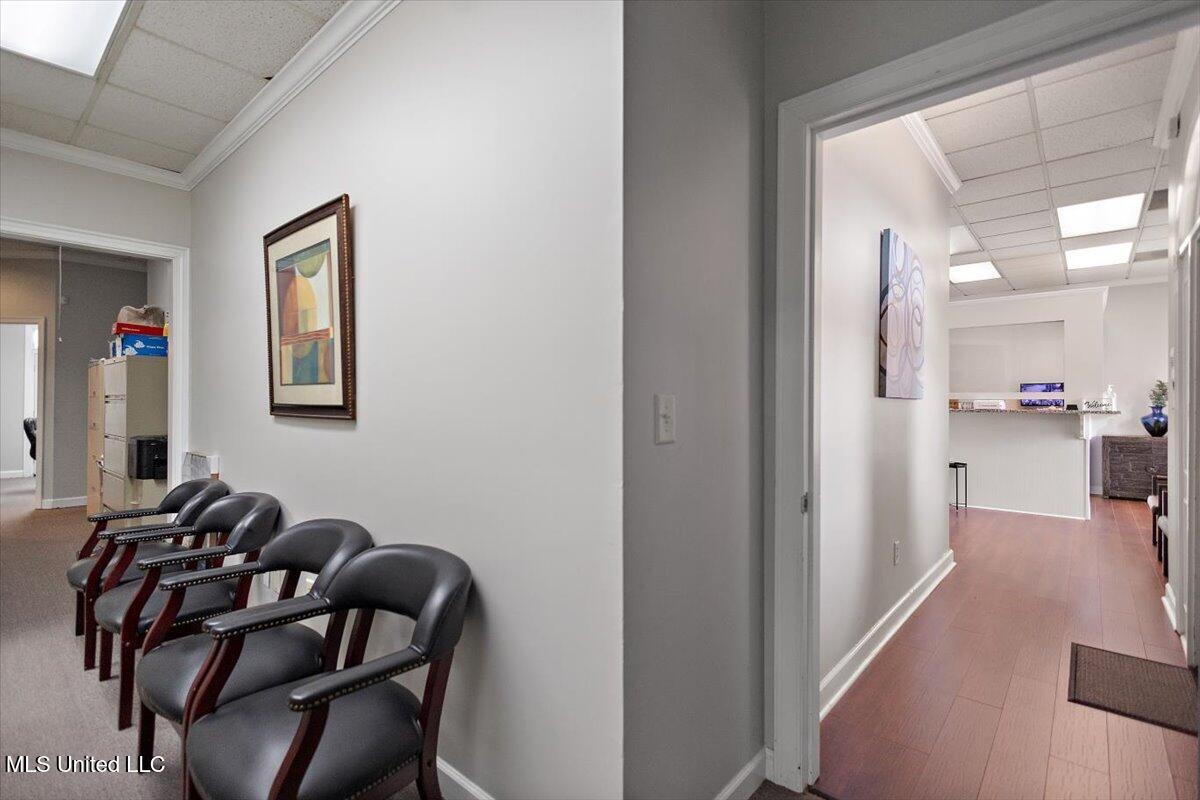 395 Edgewood Terrace Drive Drive Property Photo 20