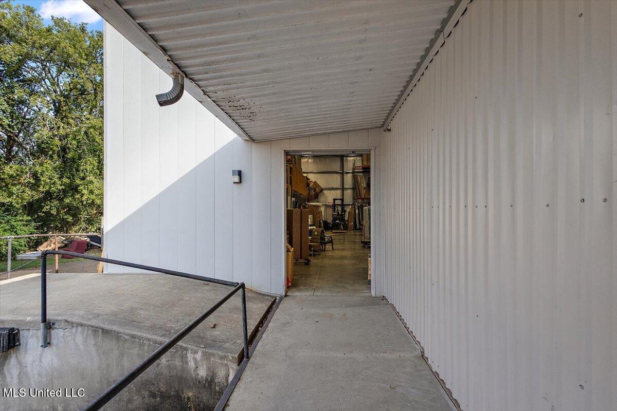 451 Highway 80 Property Photo 7