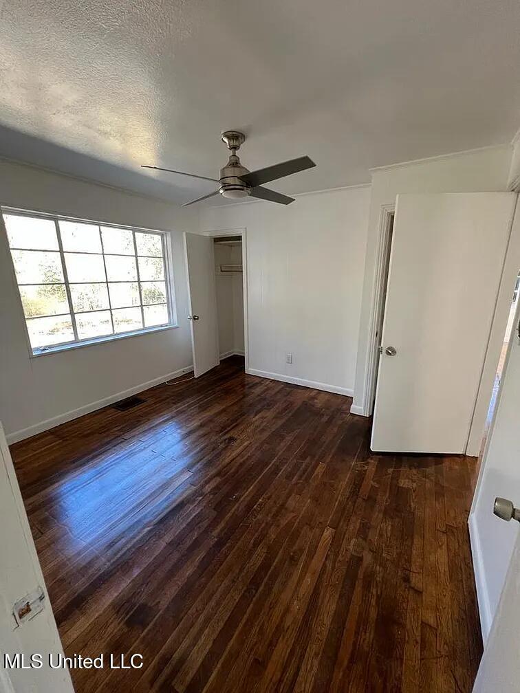 4570 Ritchey Drive Property Photo 11