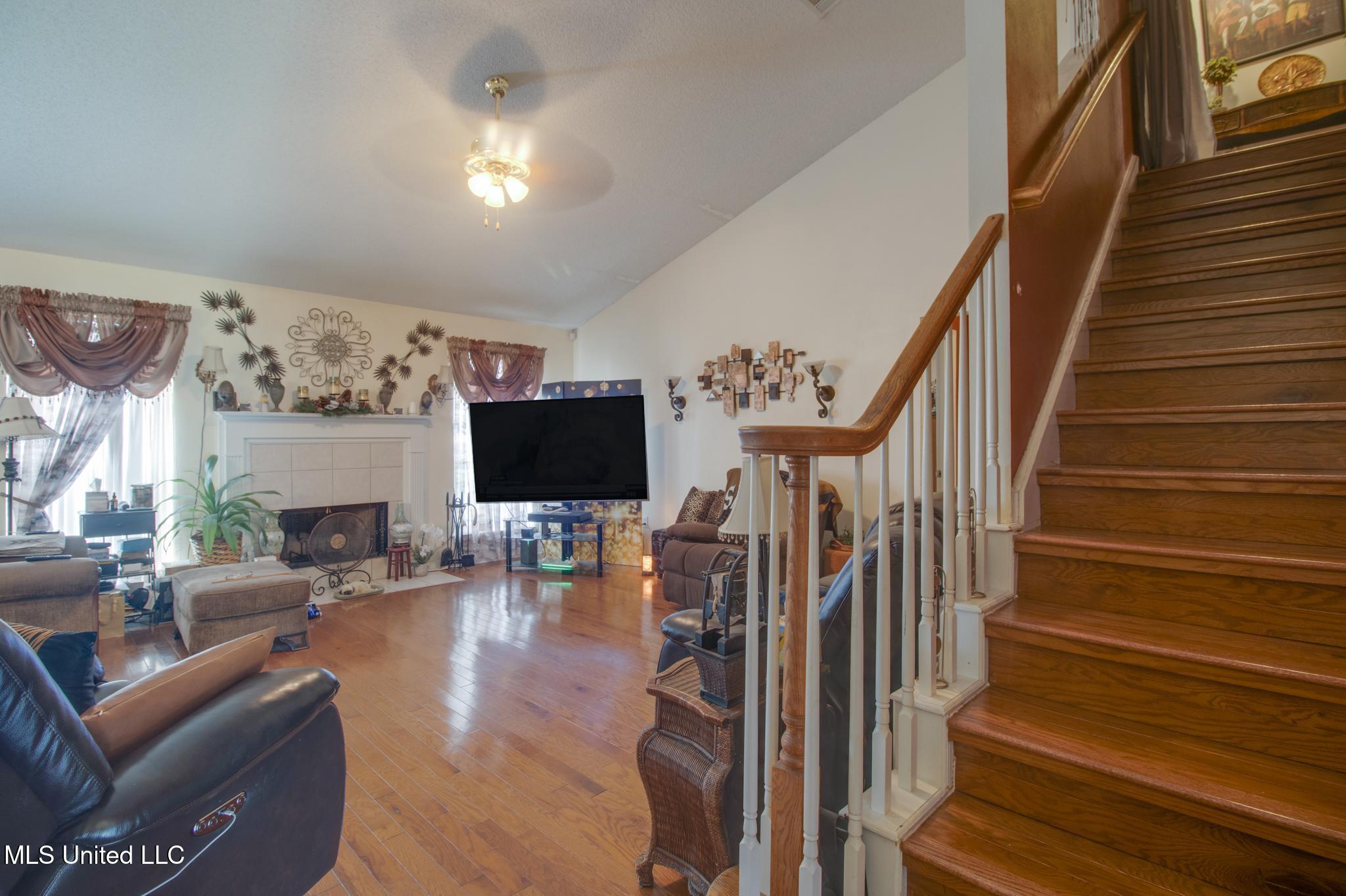10608 Steeple Chase Drive Property Photo 6
