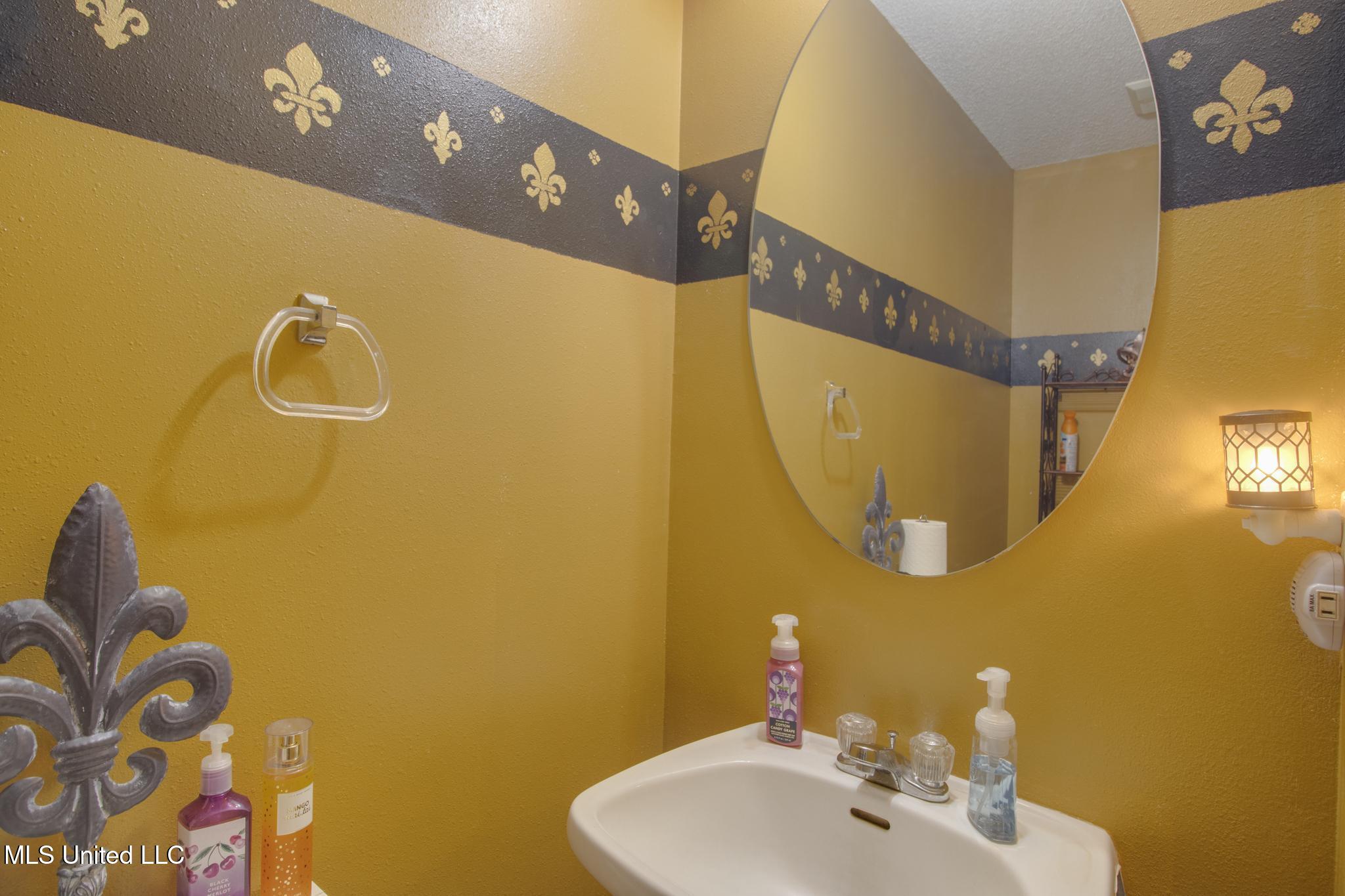 10608 Steeple Chase Drive Property Photo 12